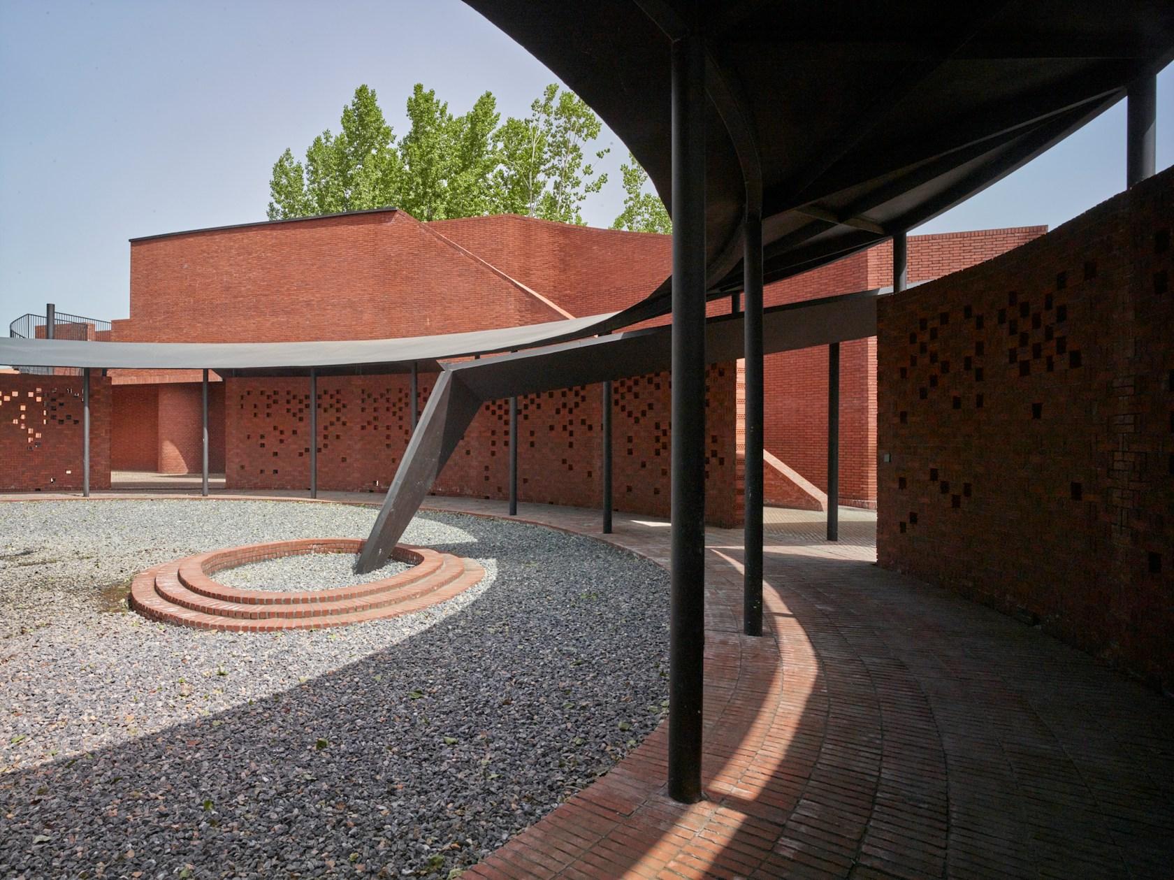 Yunzhai Community Center - image 6
