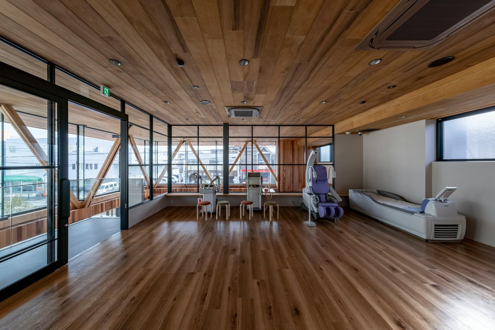 TAKENAKA Clinic −Warm Transparency− - image 11