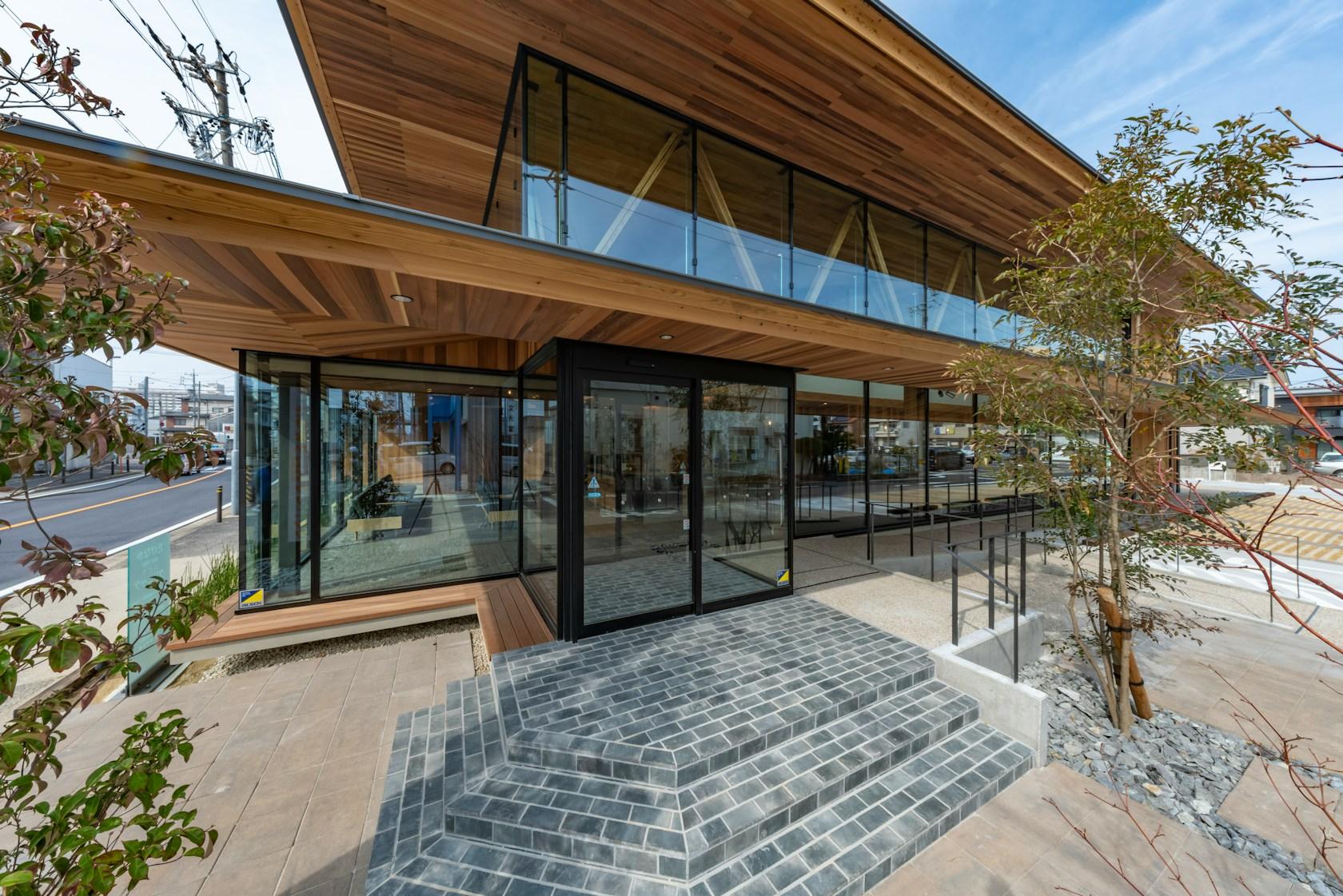 TAKENAKA Clinic −Warm Transparency− - image 4