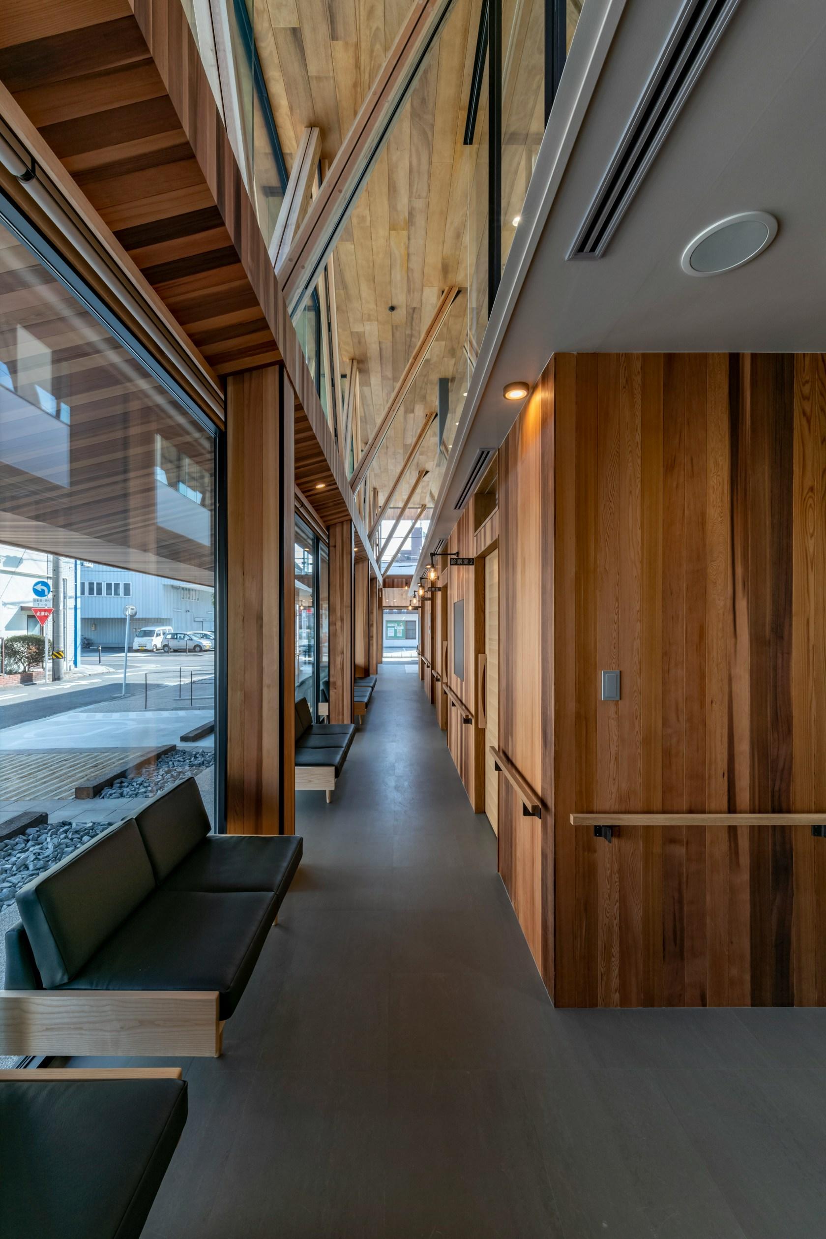 TAKENAKA Clinic −Warm Transparency− - image 9
