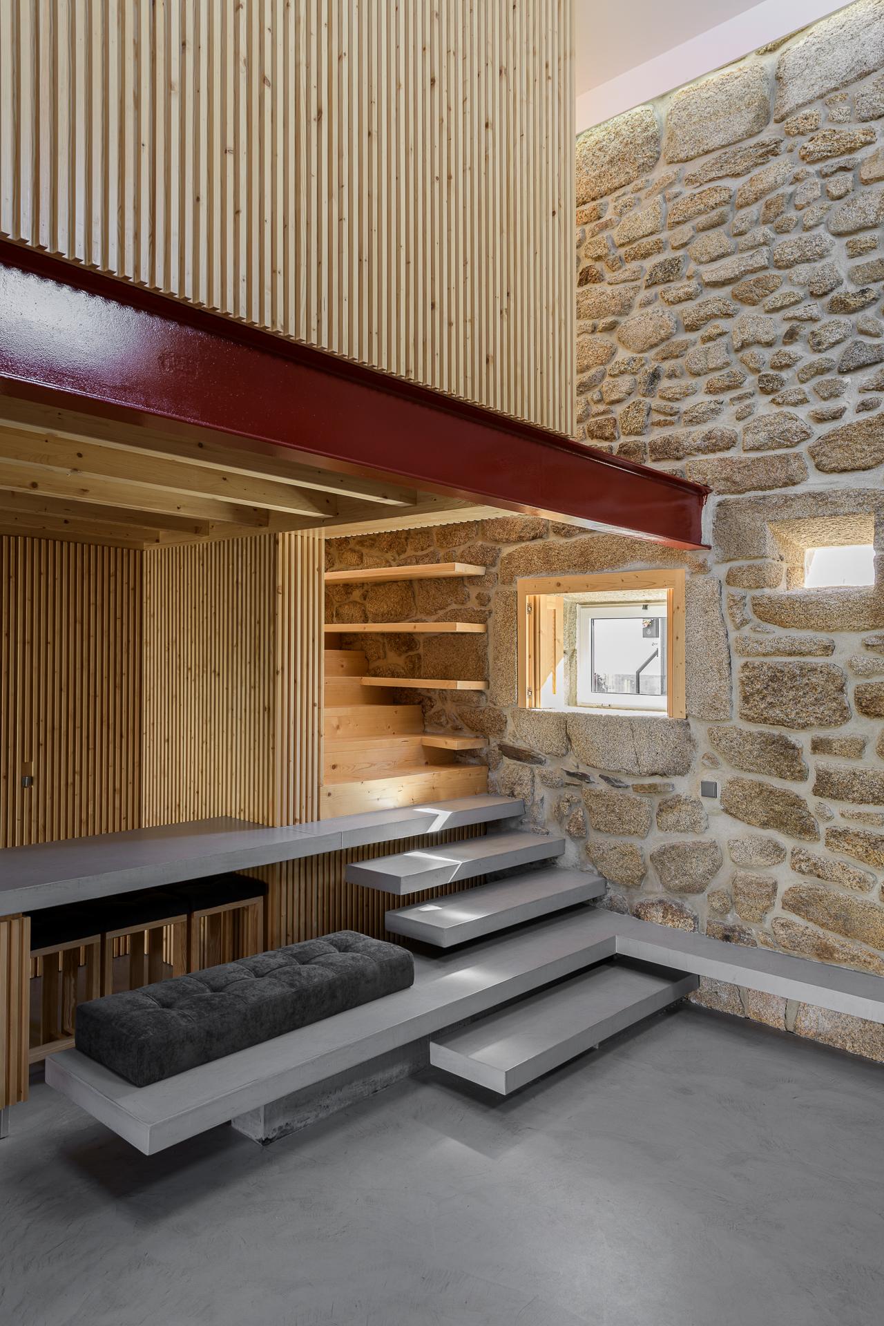 Rural House in Portugal - image 3