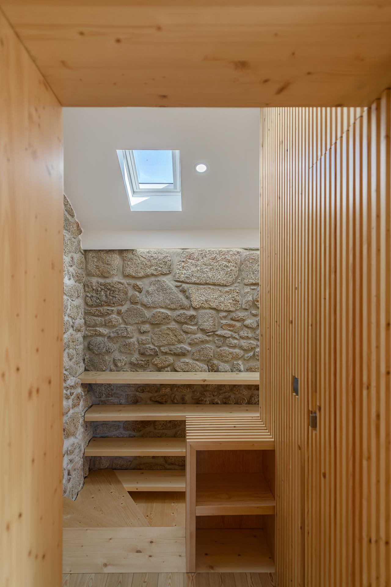 Rural House in Portugal - image 19
