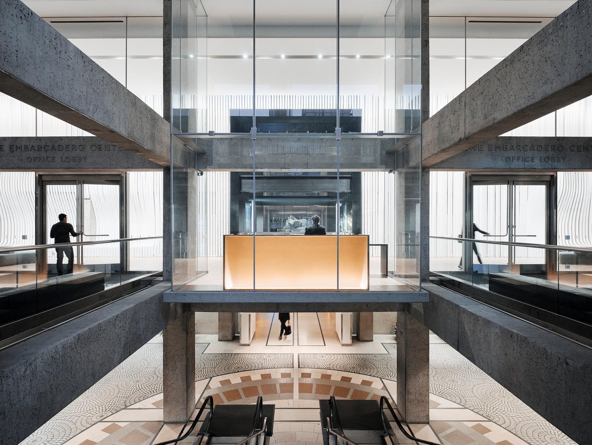 One Embarcadero Center Lobby - image 2