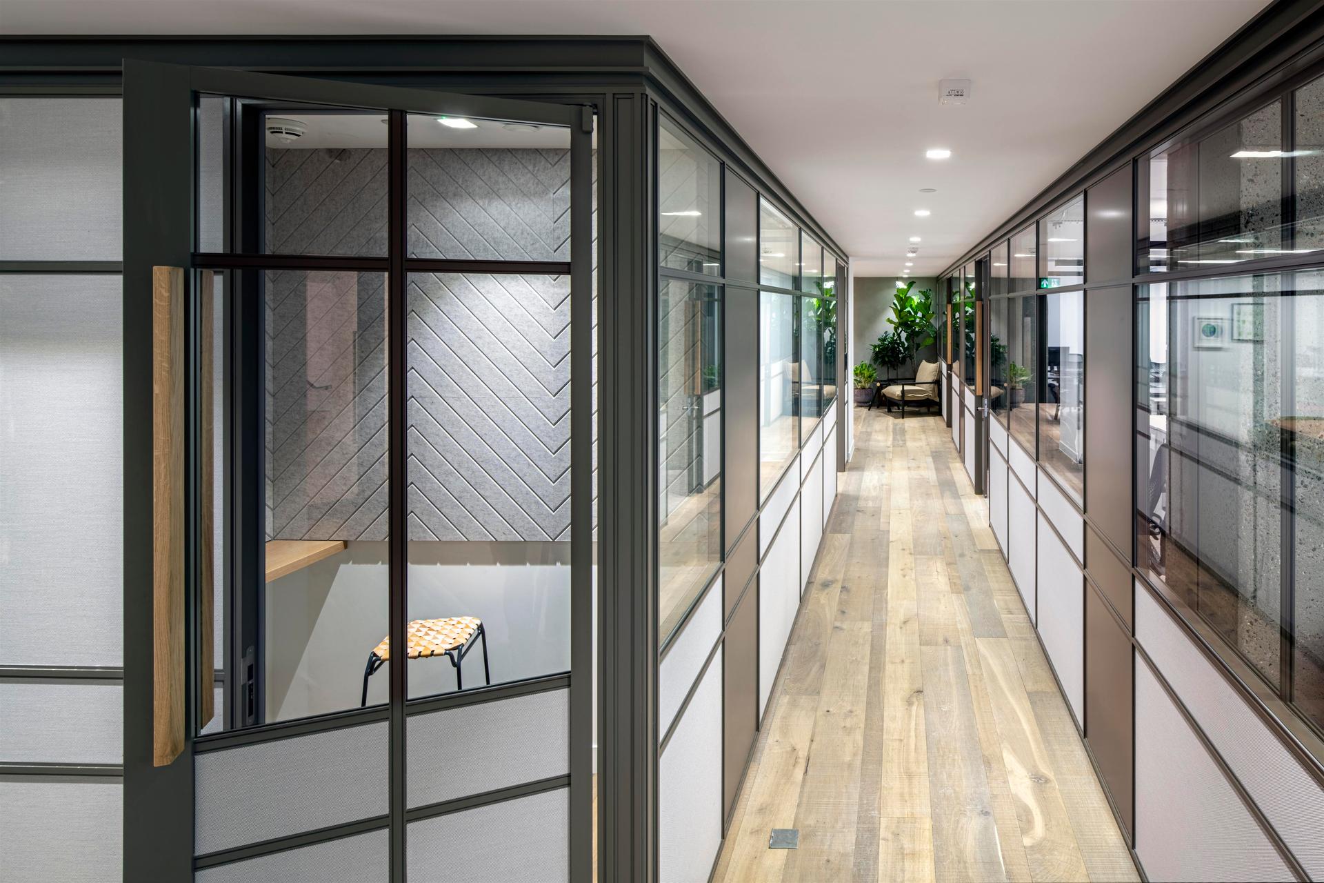 Fora | Shoreditch - Great Eastern Street - image 8