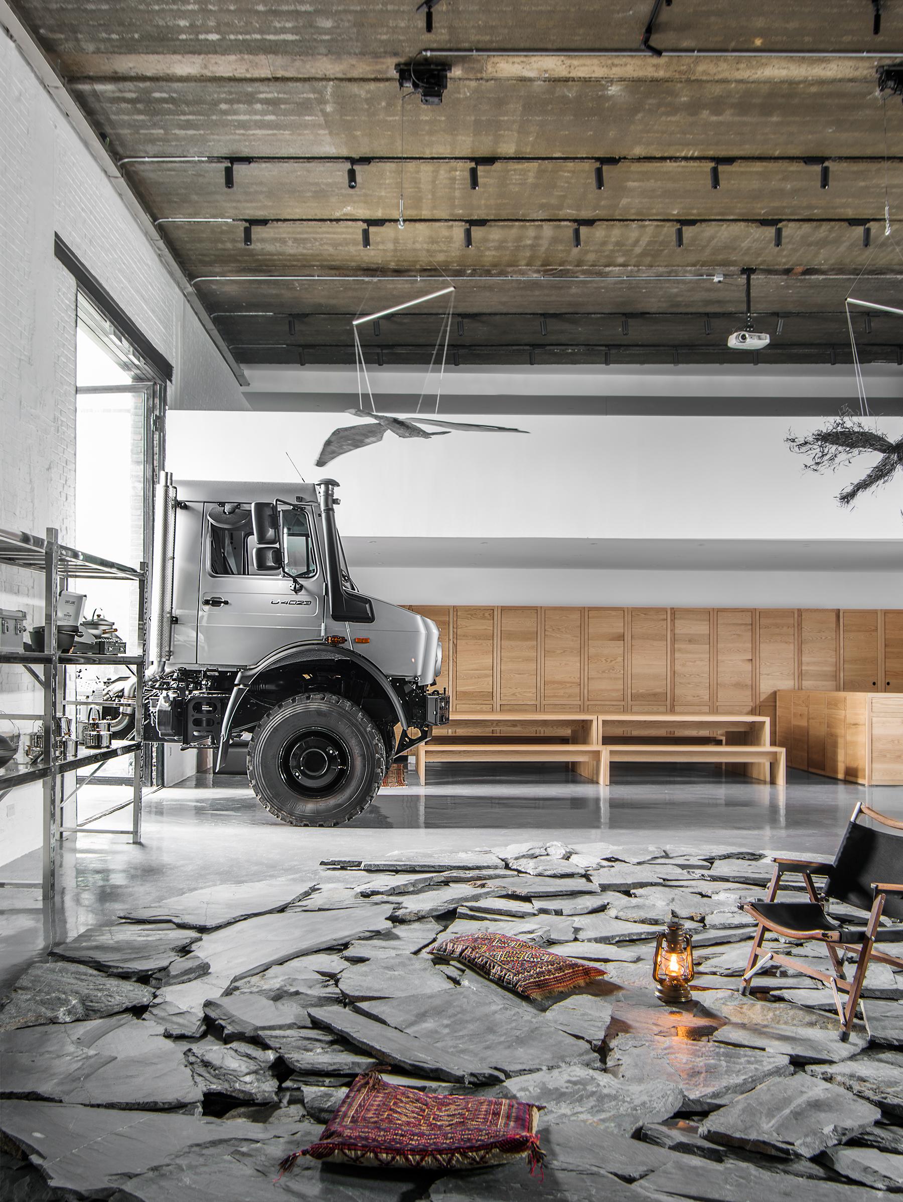 Mercedes Unimog showroom in Beijing takes cues from outdoor lifestyle - image 3