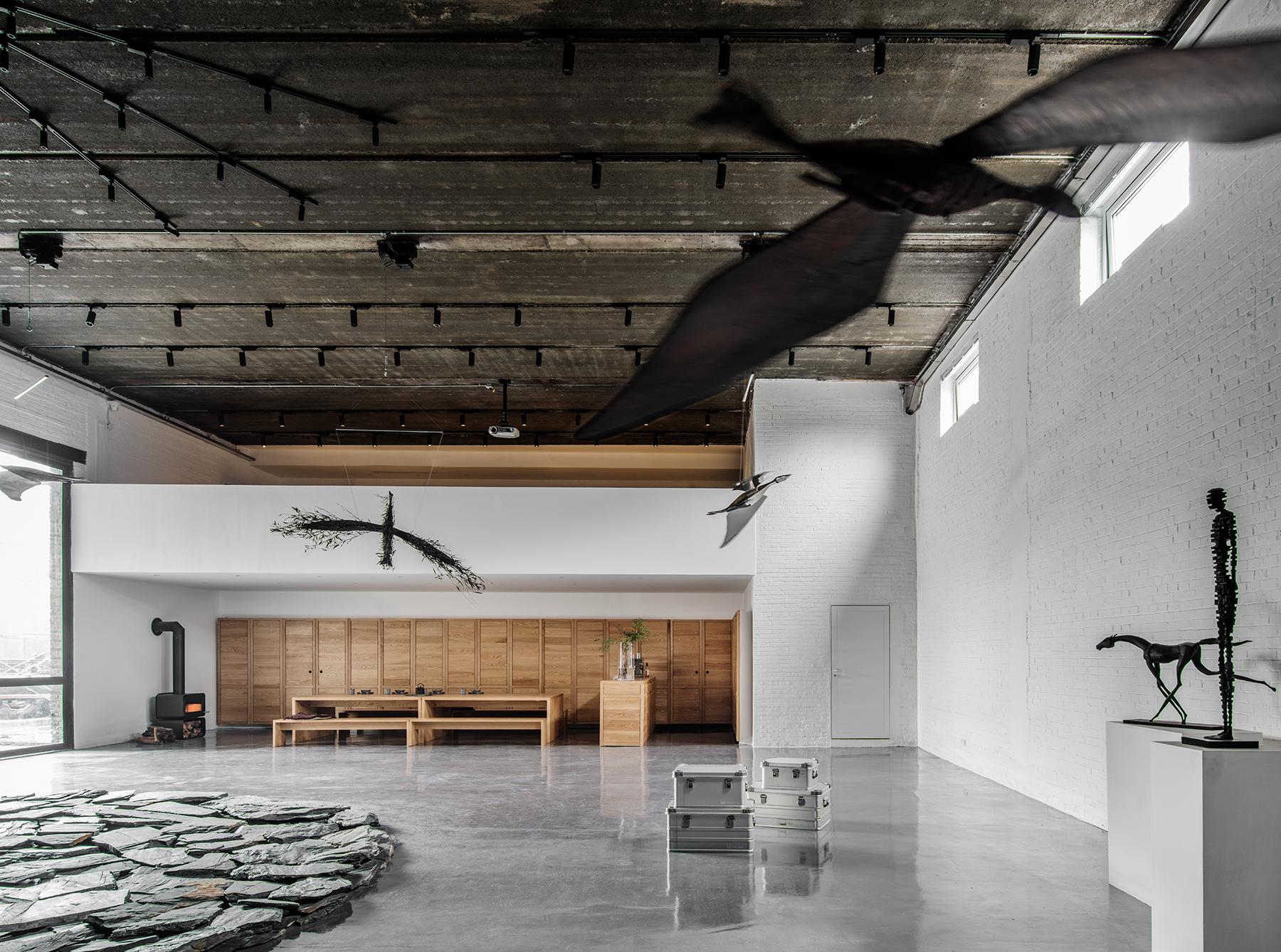Mercedes Unimog showroom in Beijing takes cues from outdoor lifestyle - image 4