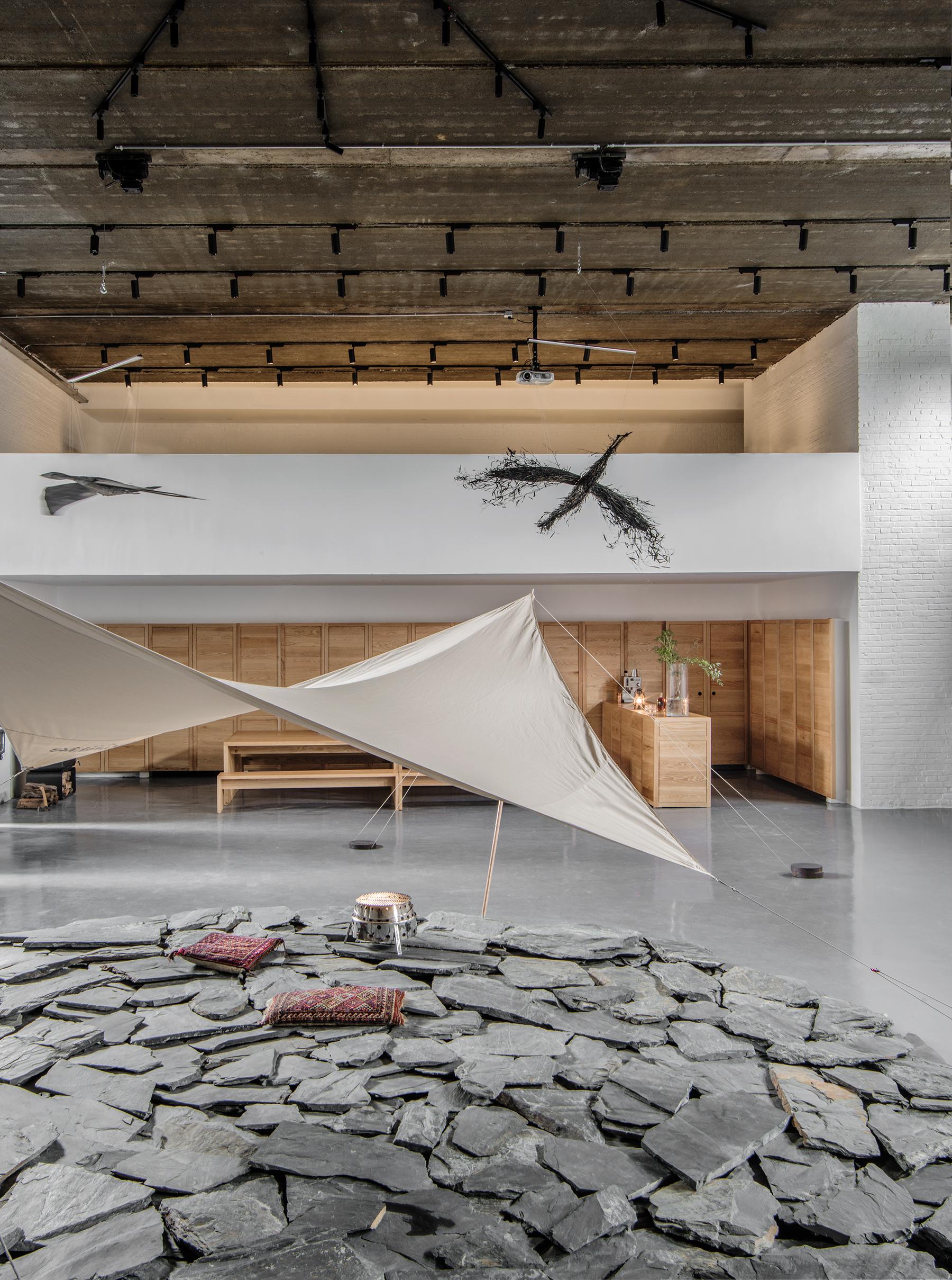 Mercedes Unimog showroom in Beijing takes cues from outdoor lifestyle - image 7