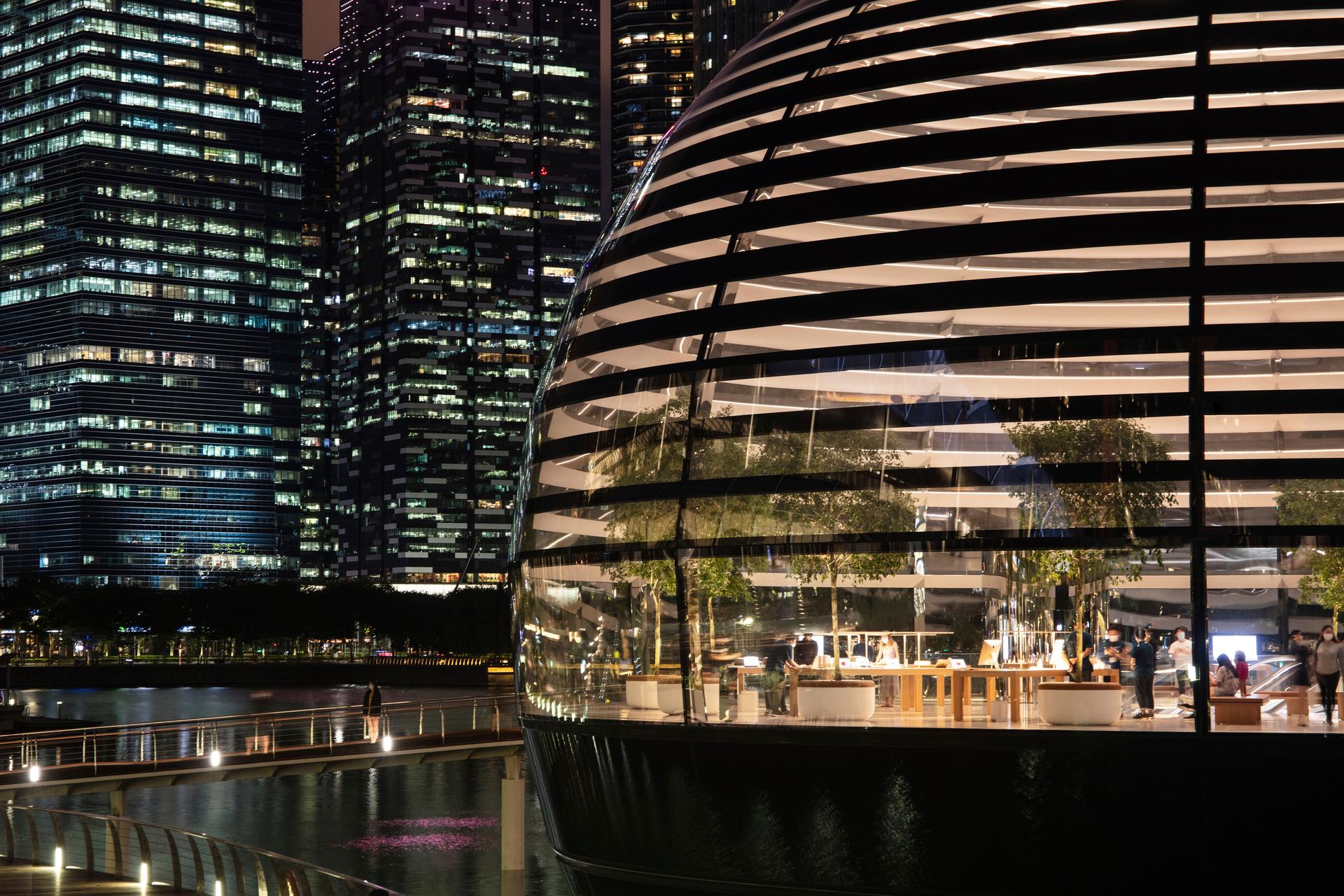 Apple Marina Bay Sands - image 9