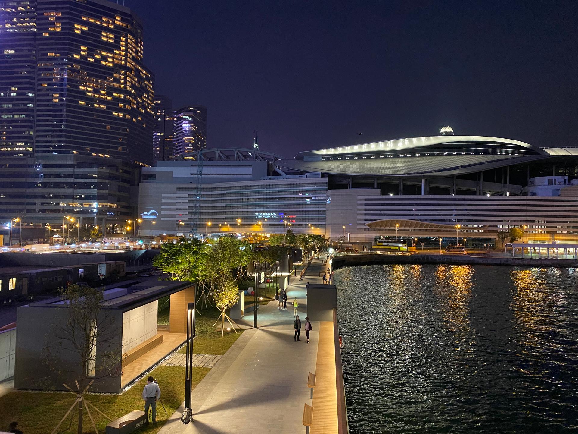Advance Promenade near Wan Chai Ferry Pier - The Garden Embankment - image 3