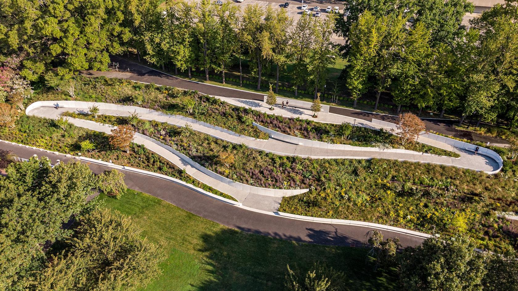Brooklyn Botanic Garden Robert W. Wilson Overlook - image 2