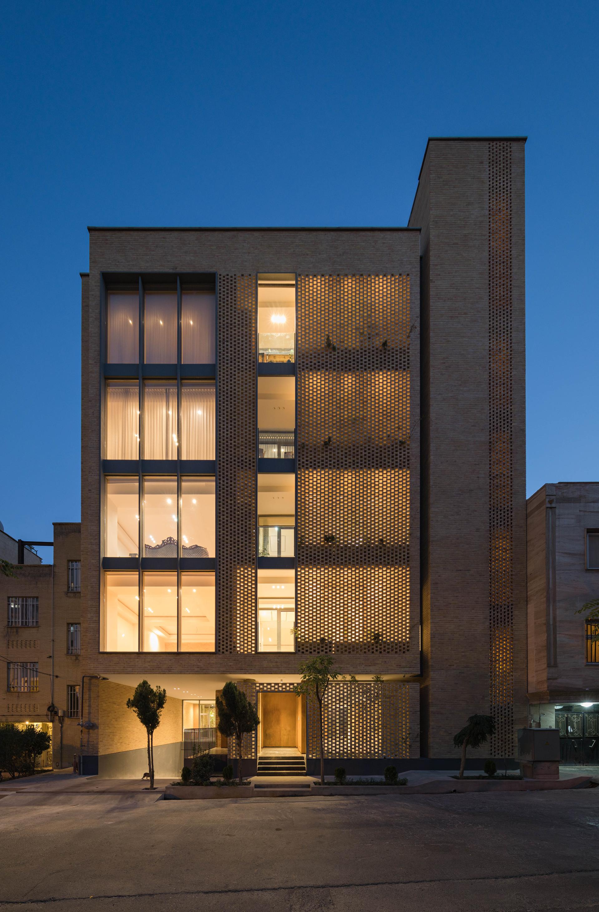 Peyvand Residential Building - image 4