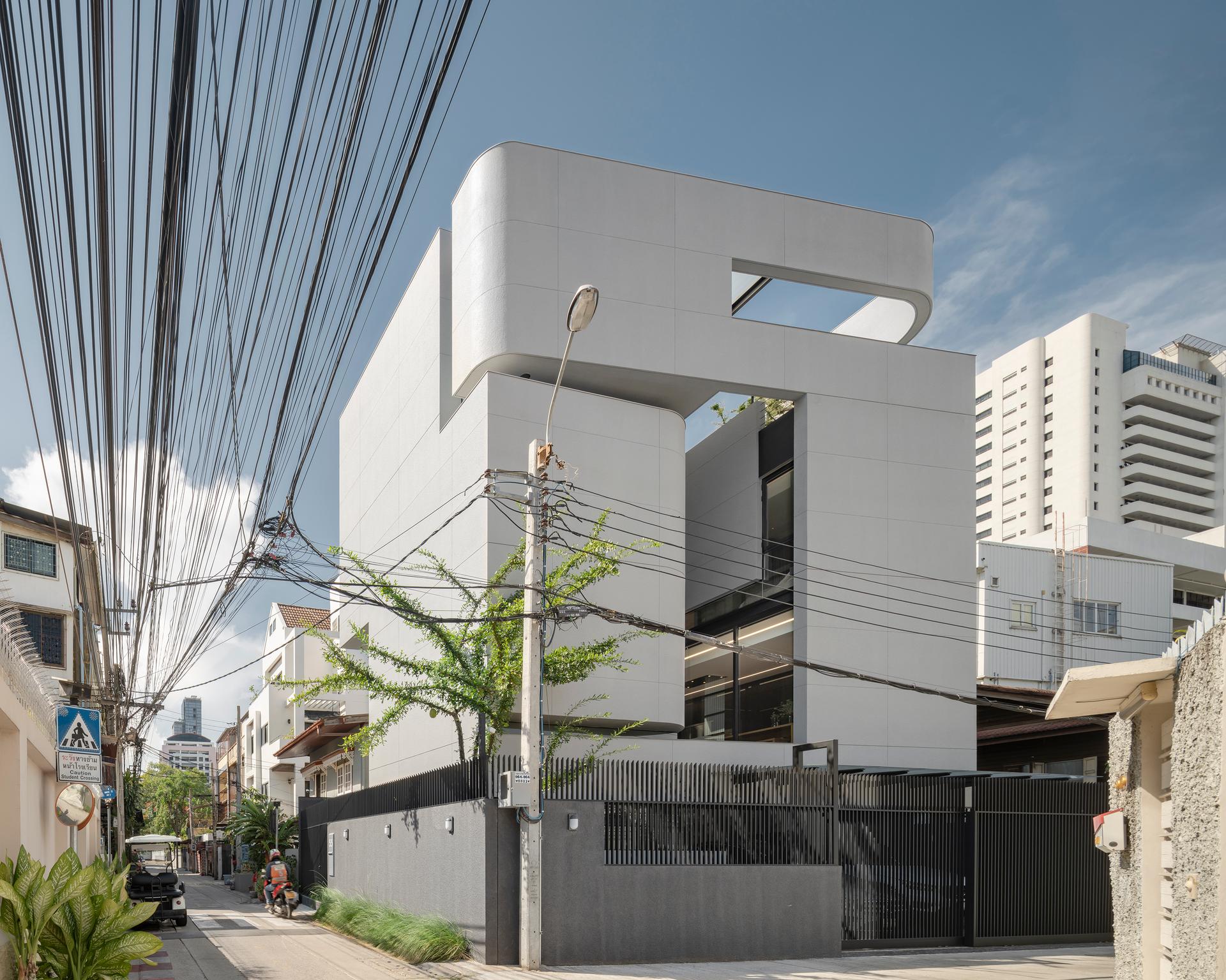 55 Sathorn - image 6