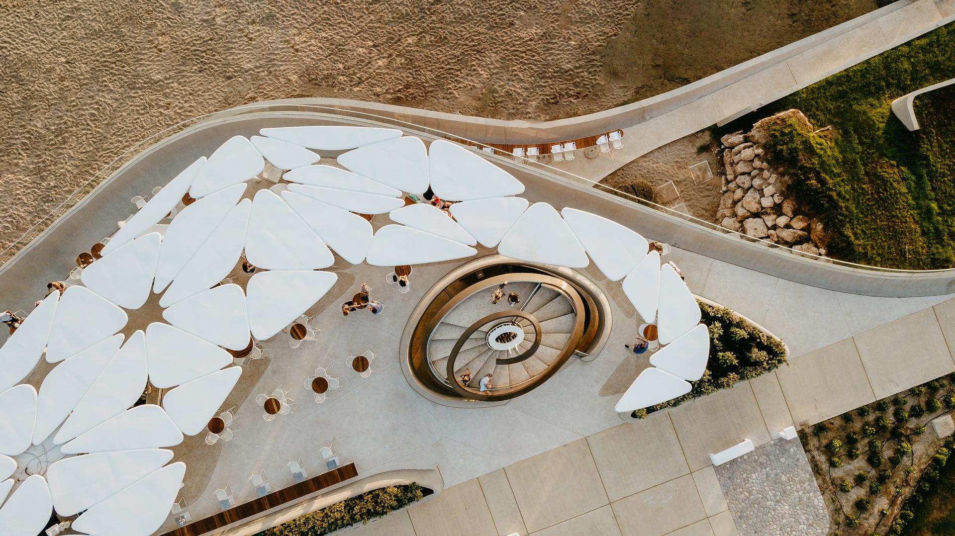 Antasia Beach Club - image 7