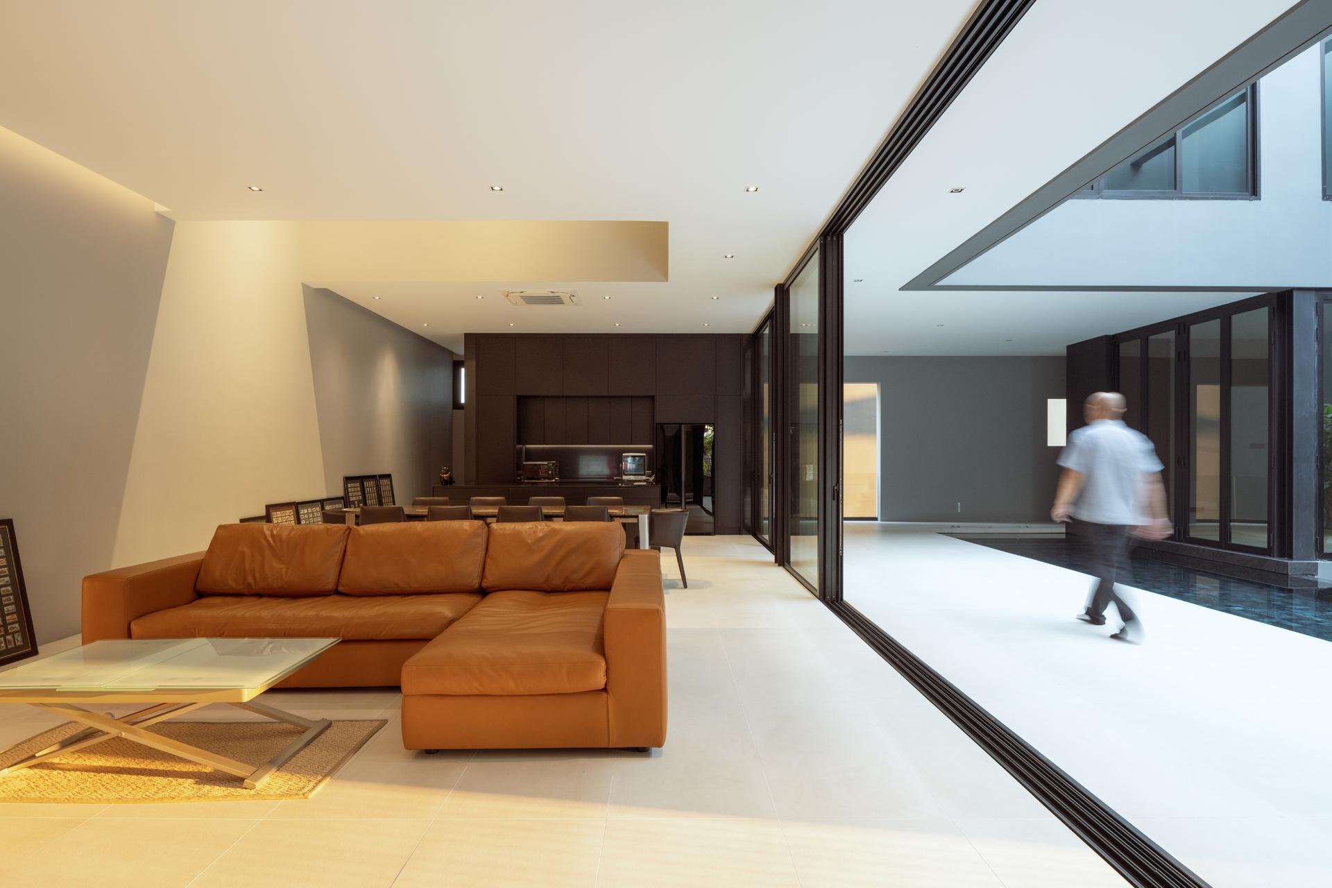 Inside Out House - image 14