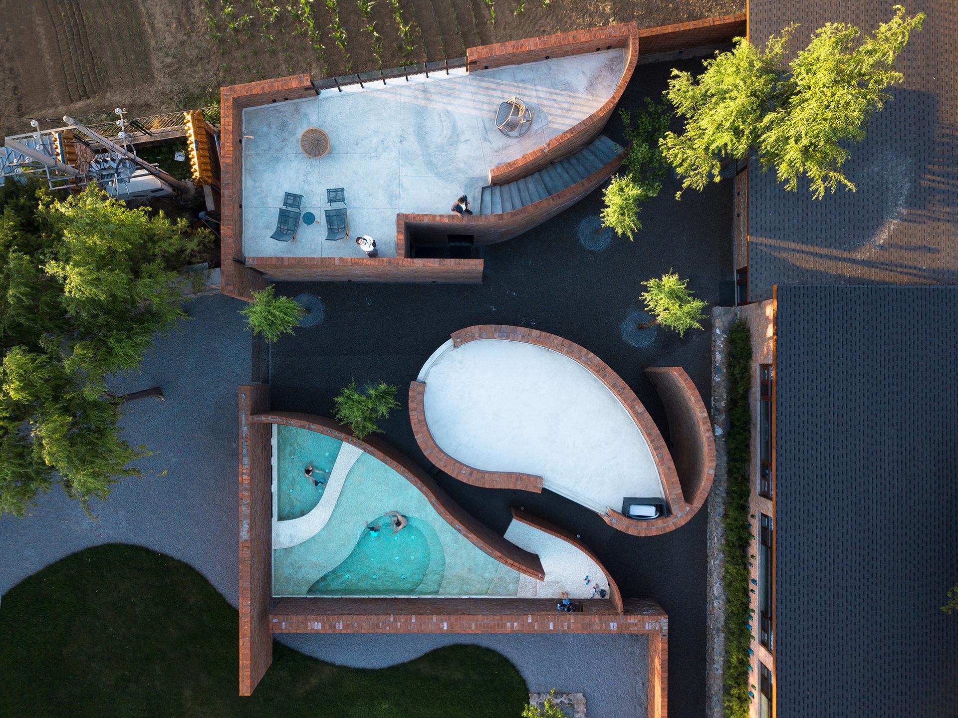 Brickyard Retreat Renovation - image 3