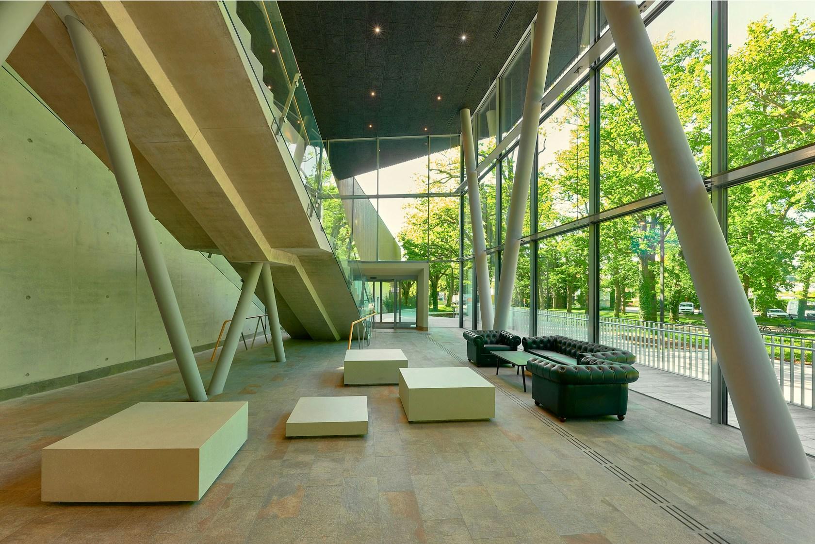Therme Lindau on Lake Constance - image 3
