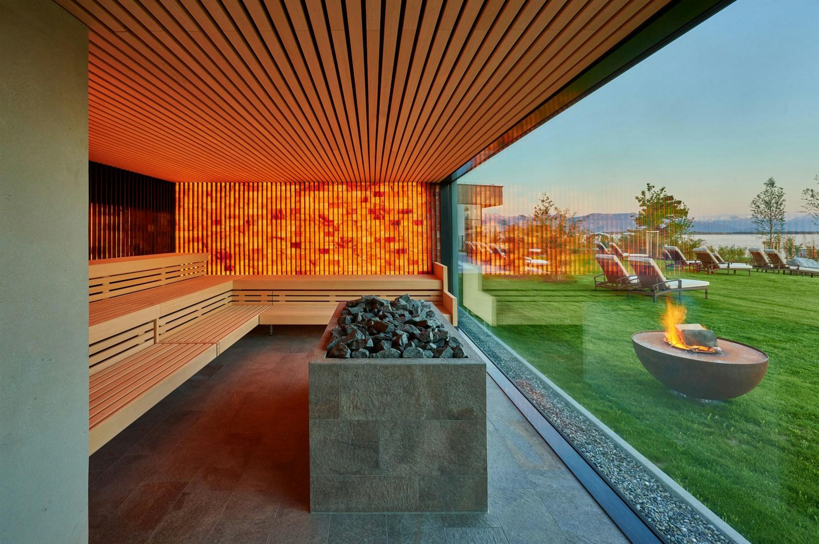 Therme Lindau on Lake Constance - image 20