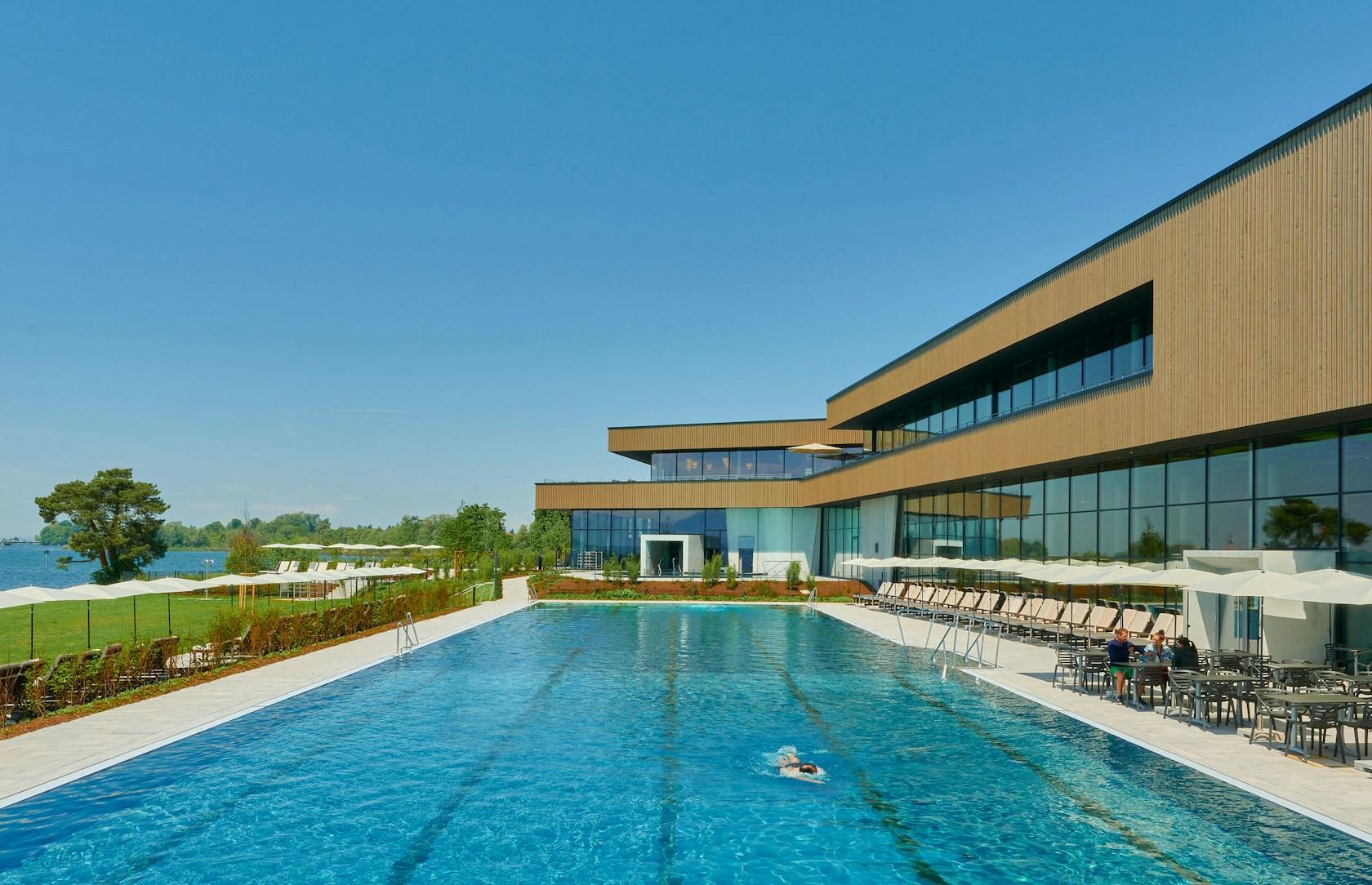 Therme Lindau on Lake Constance - image 25