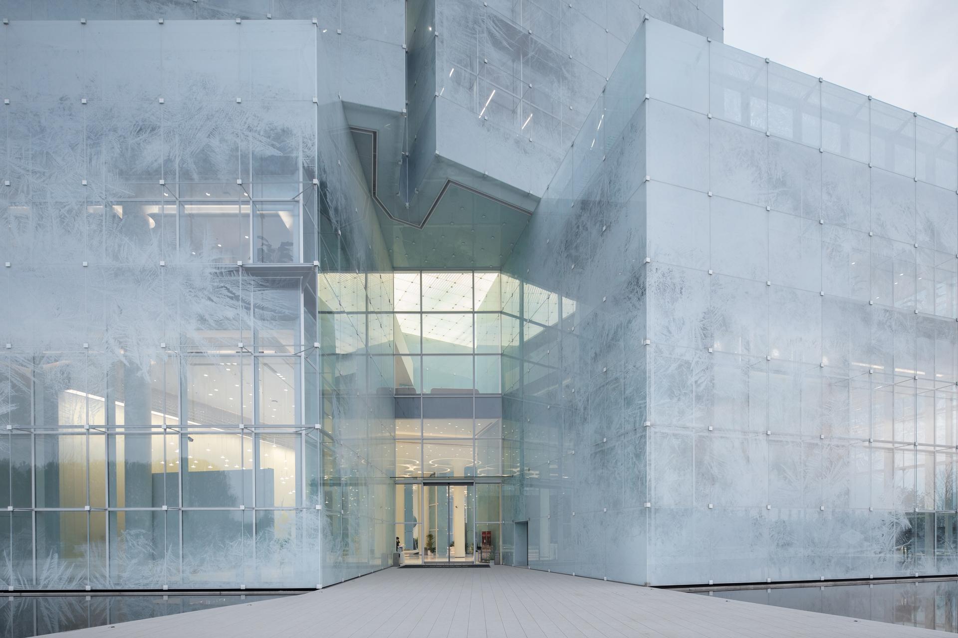 Ice cubes - image 5