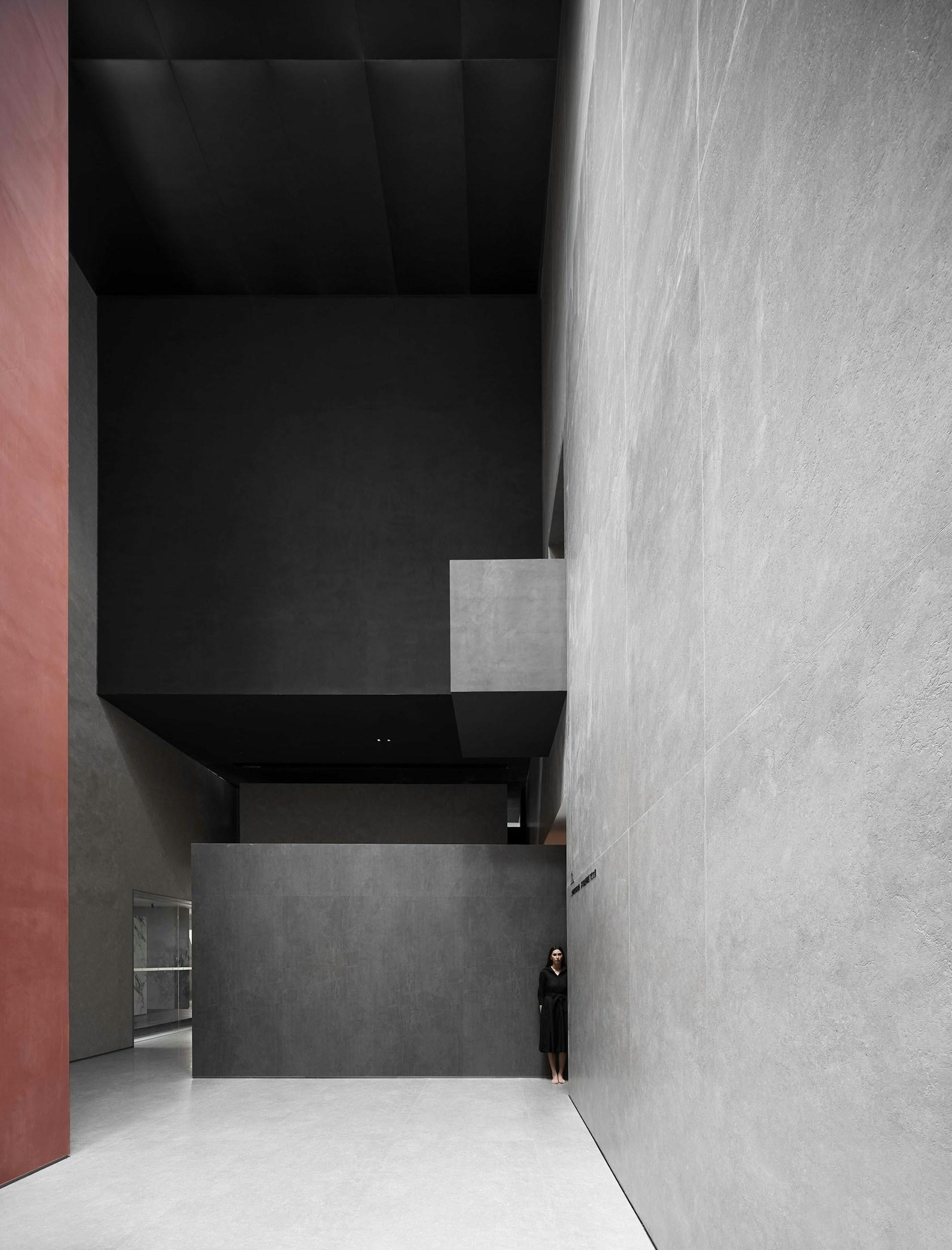 Chasing Light · Overland Headquarters & Showroom - image 10