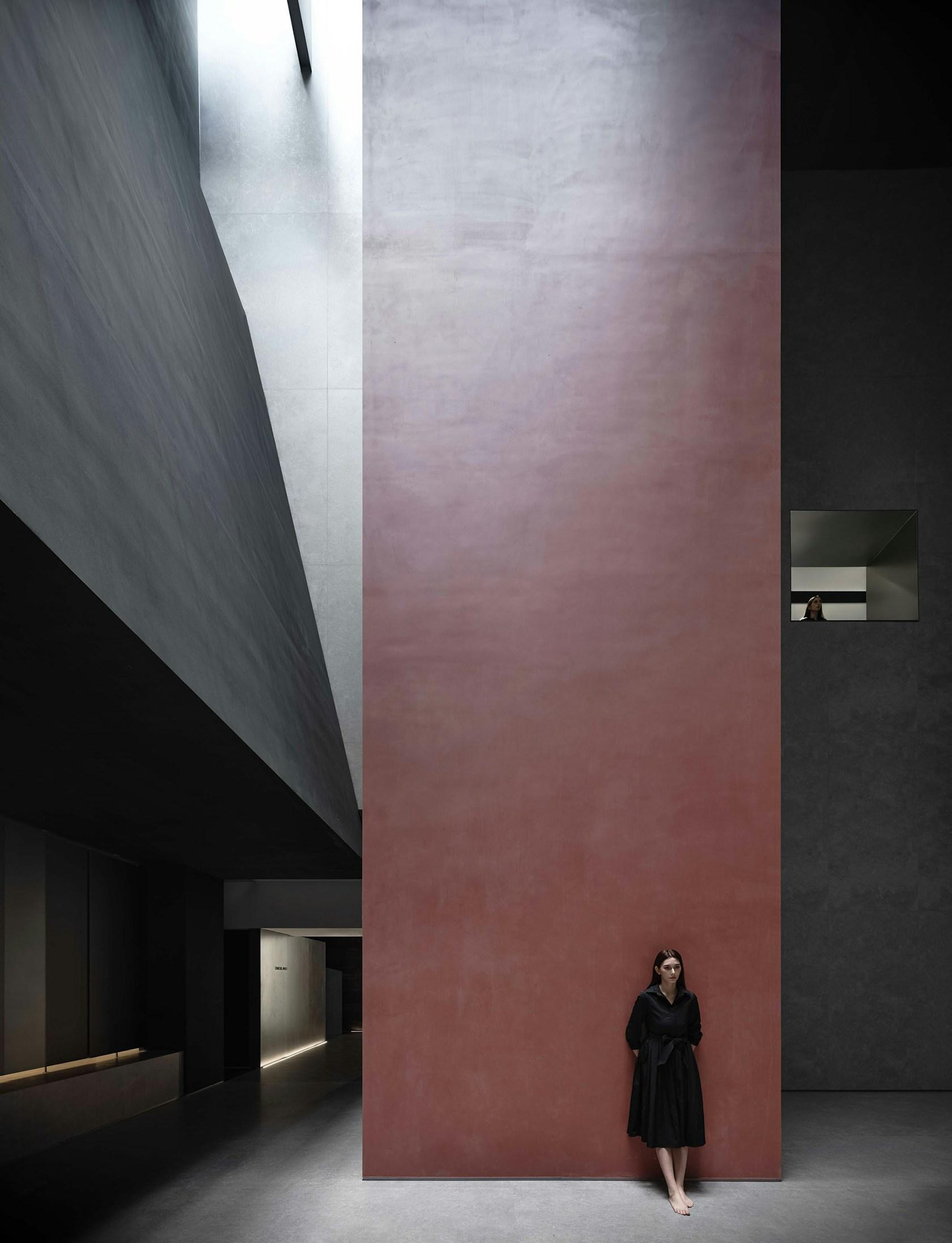 Chasing Light · Overland Headquarters & Showroom - image 18