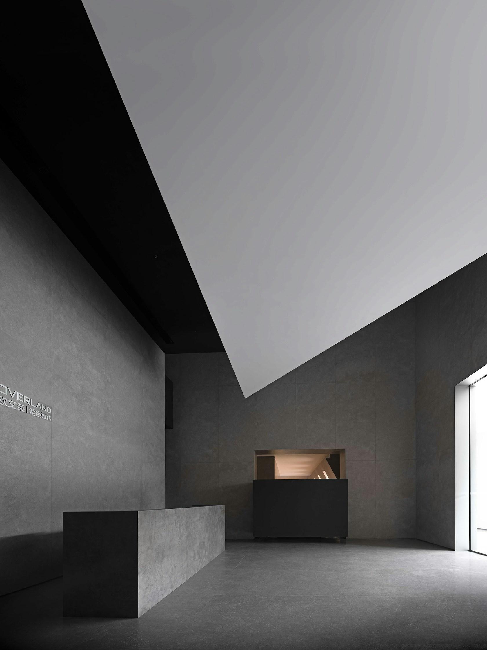 Chasing Light · Overland Headquarters & Showroom - image 23