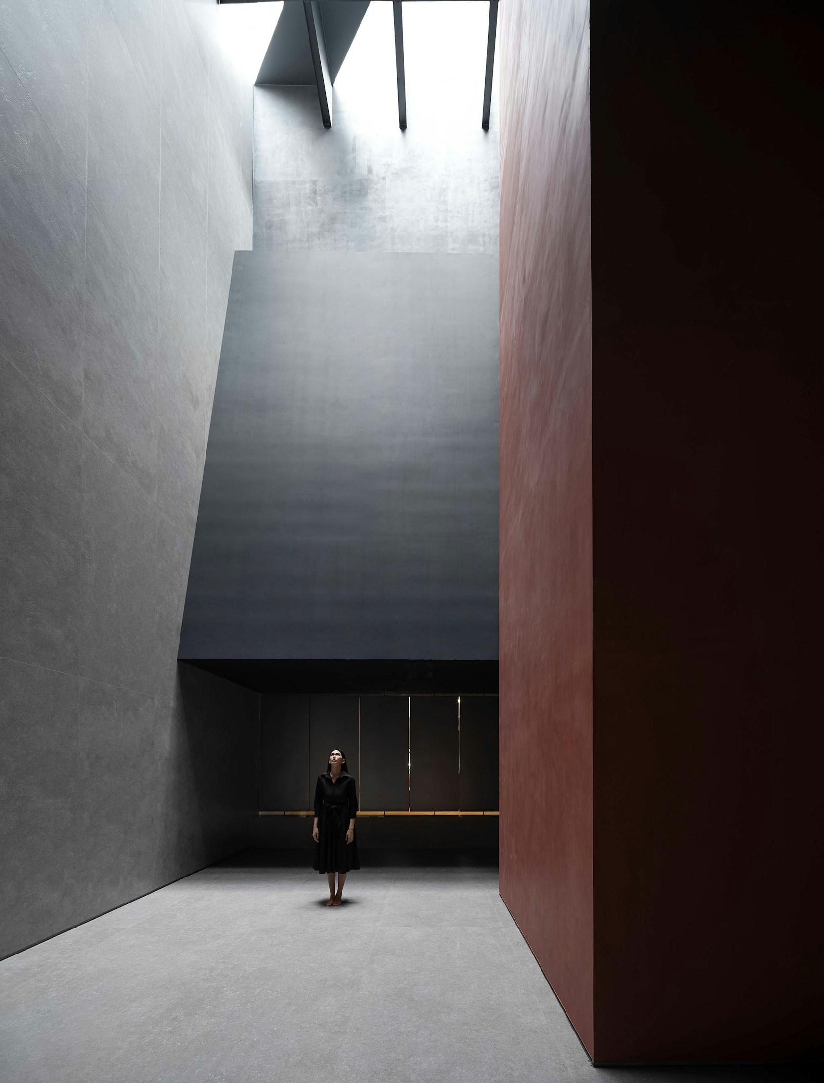 Chasing Light · Overland Headquarters & Showroom - image 37