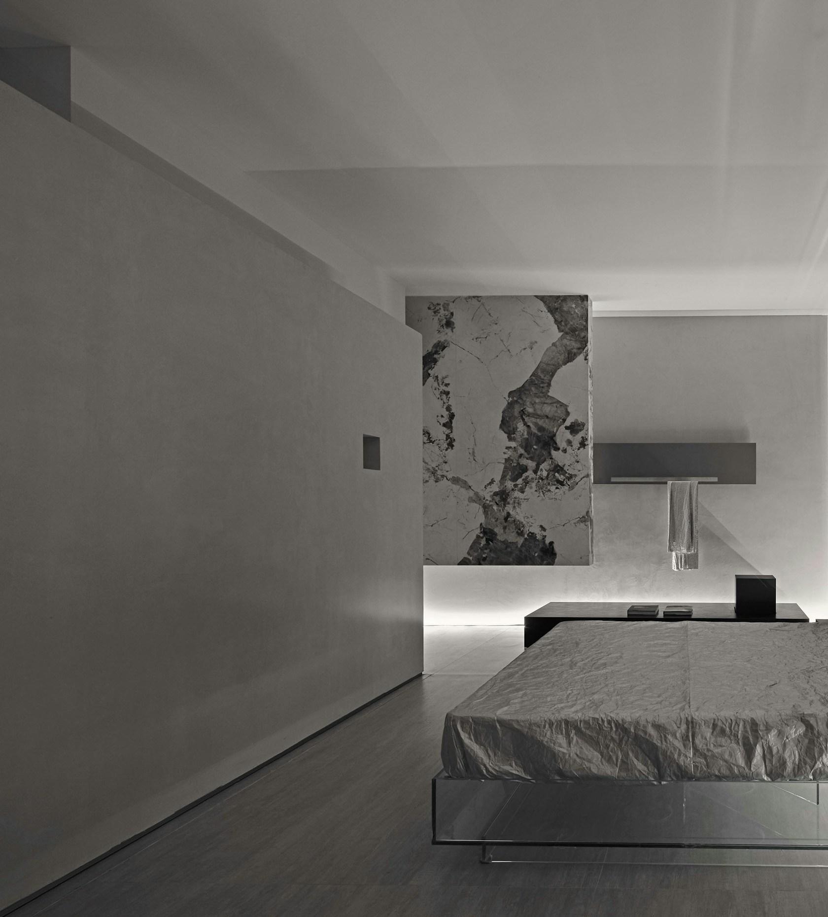 Chasing Light · Overland Headquarters & Showroom - image 47