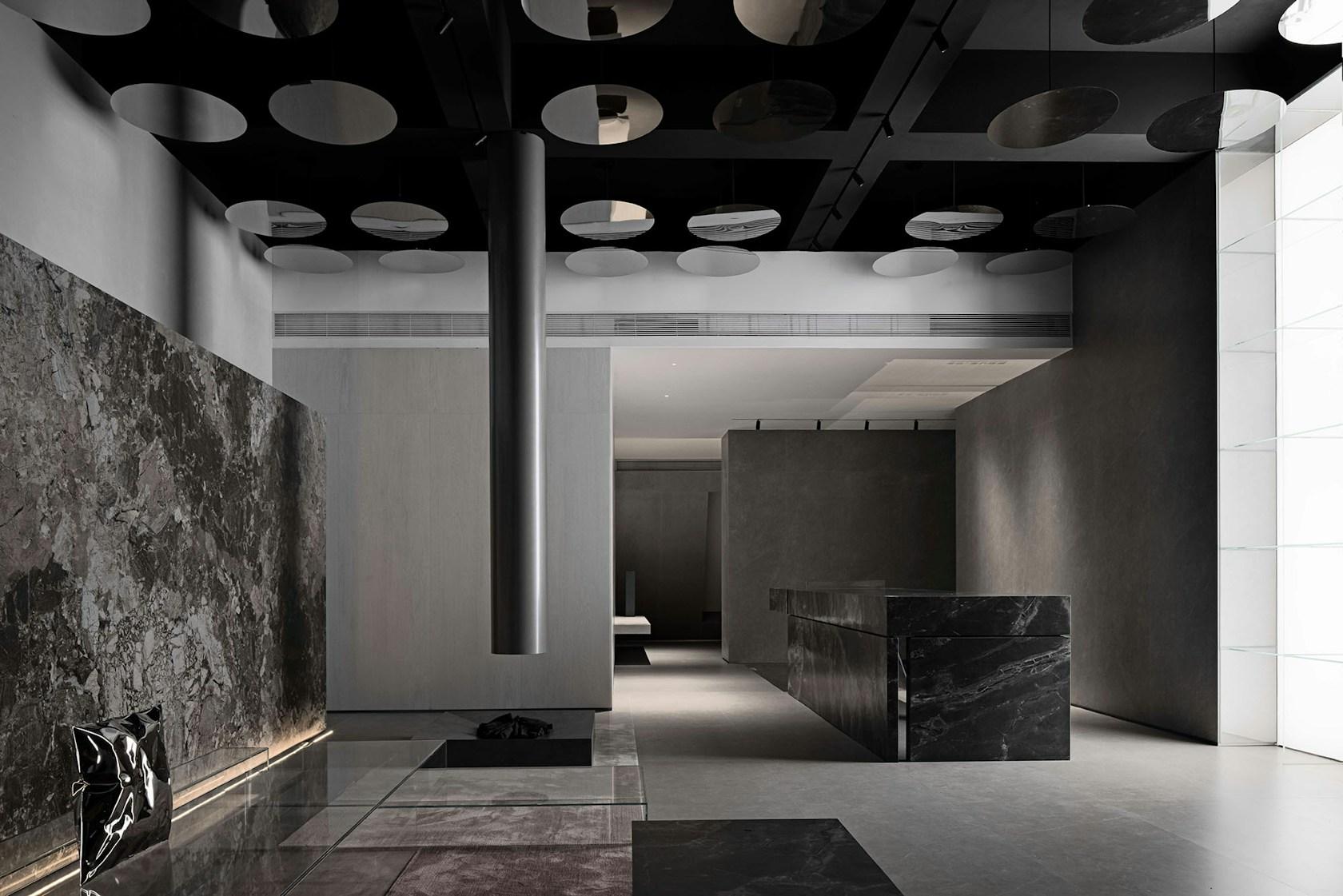 Chasing Light · Overland Headquarters & Showroom - image 48