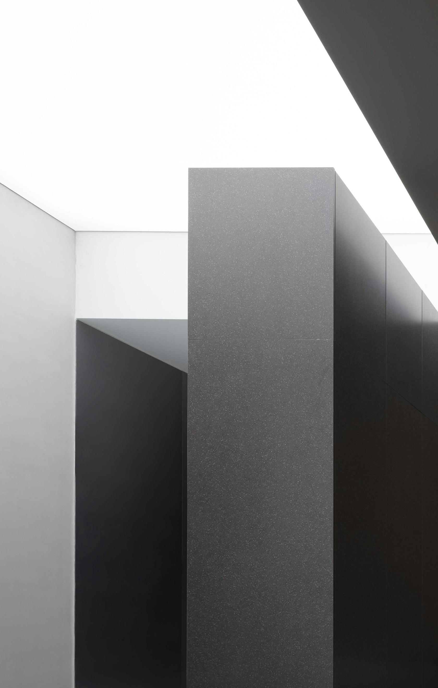 Chasing Light · Overland Headquarters & Showroom - image 52