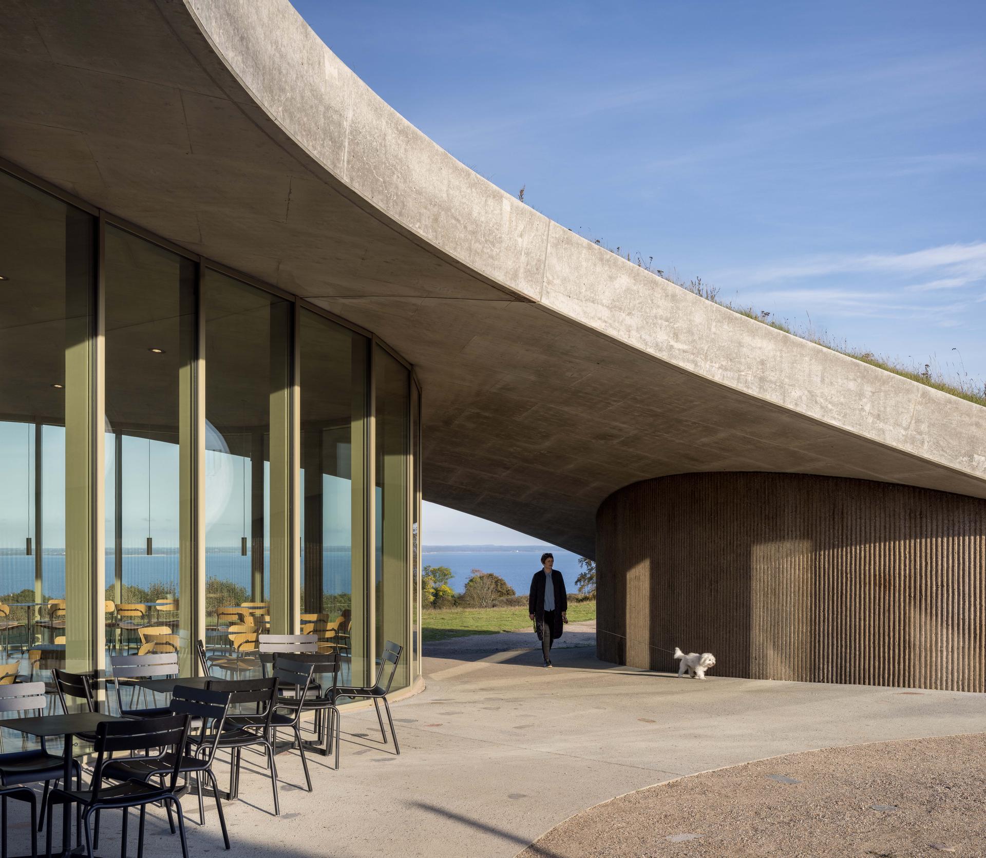 Skamlingsbanken Visitor Centre - image 8
