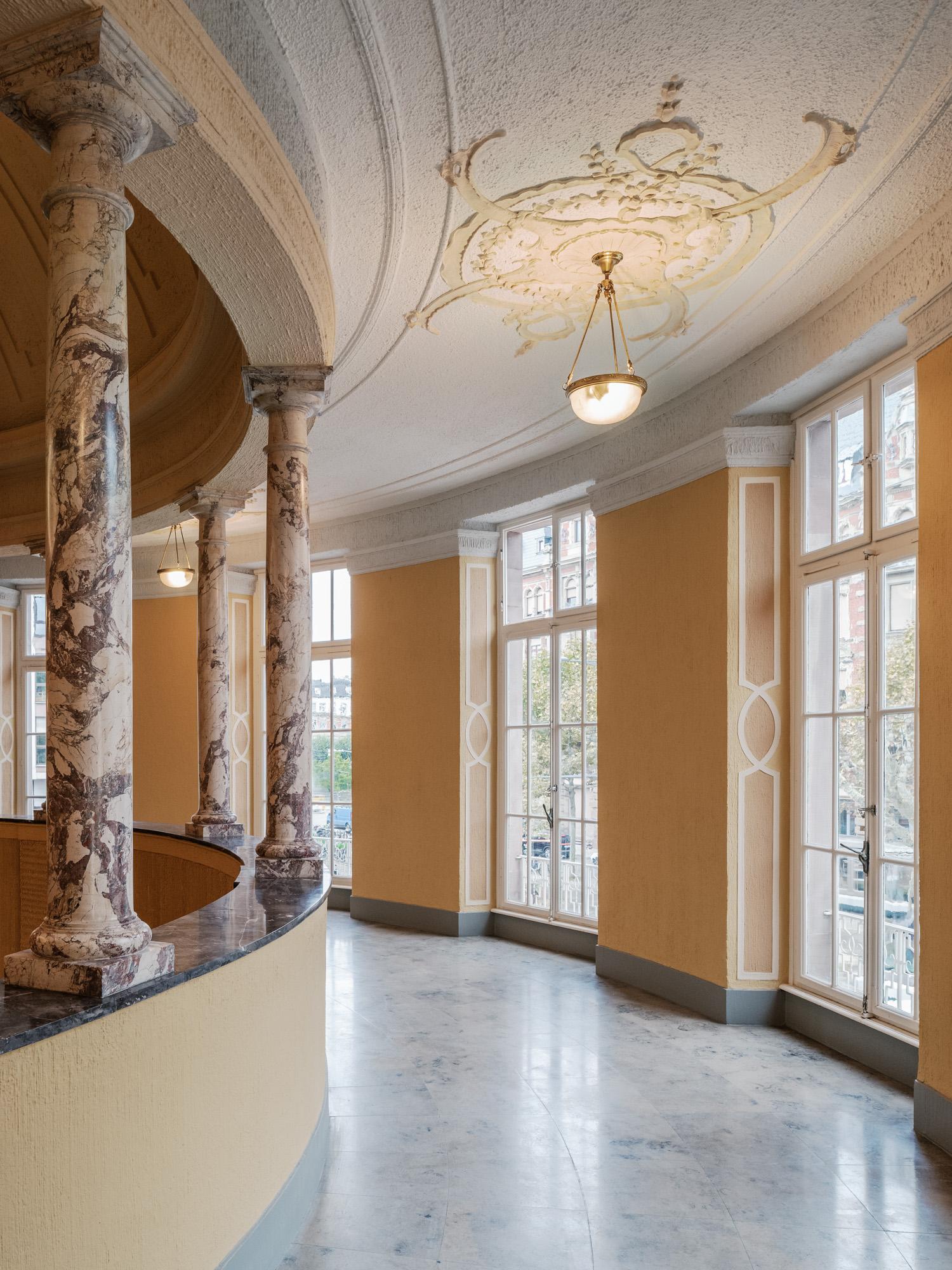 STRASBOURG MUNICIPAL BATHS - image 5