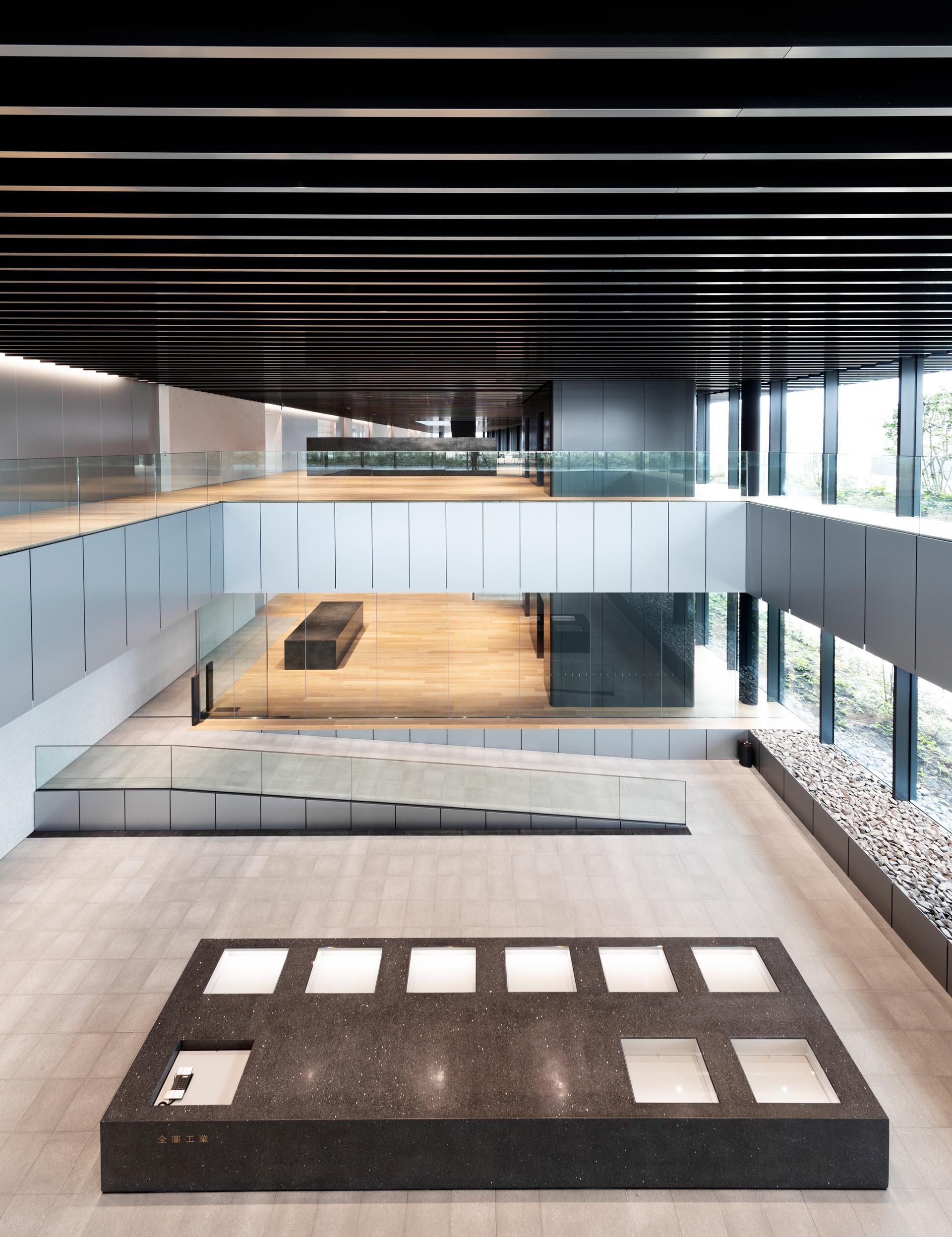 Zenyaku Kogyo Co., Ltd. R&D Center - image 8