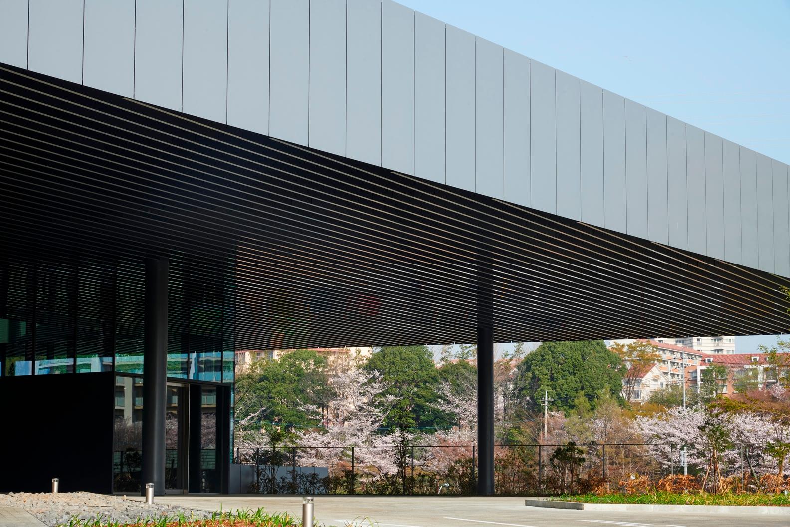 Zenyaku Kogyo Co., Ltd. R&D Center - image 4