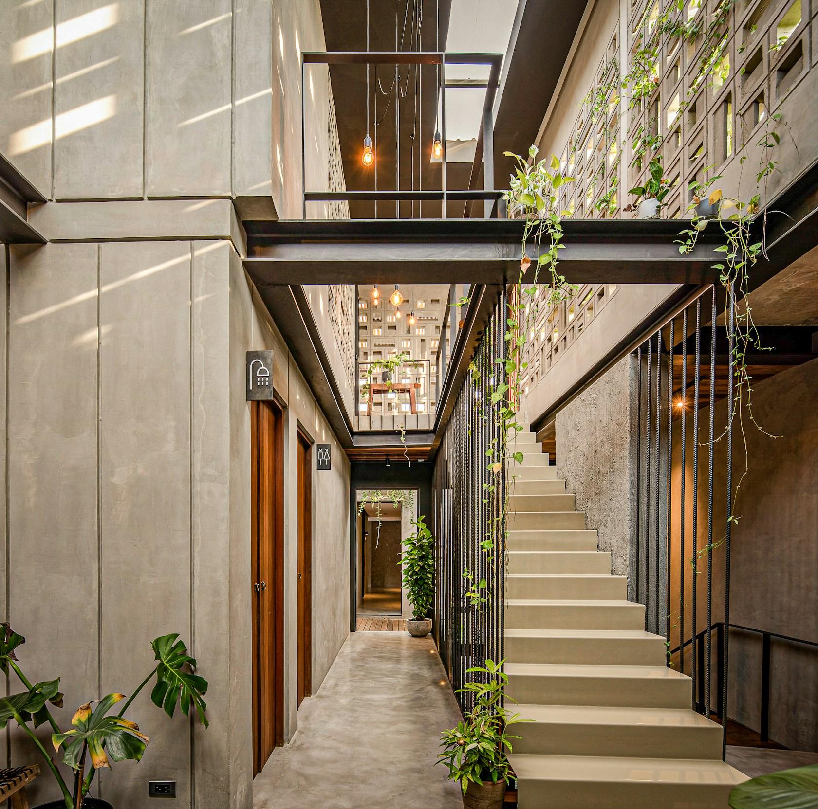 Tamni Hostel - image 17