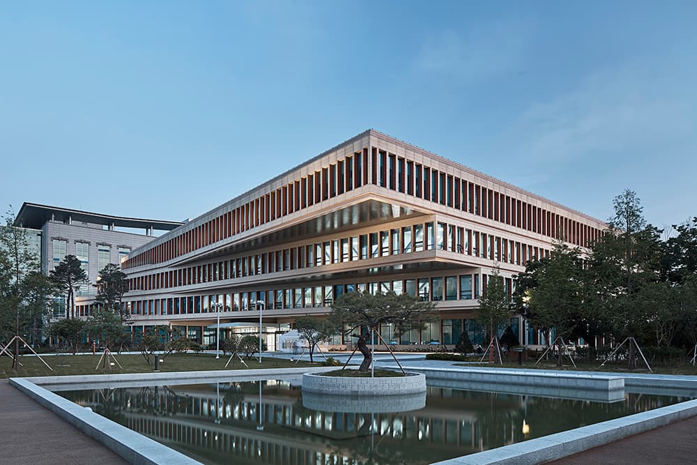 National Assembly Communication Building - image 10