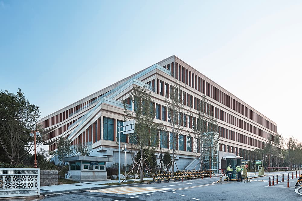 National Assembly Communication Building - image 12