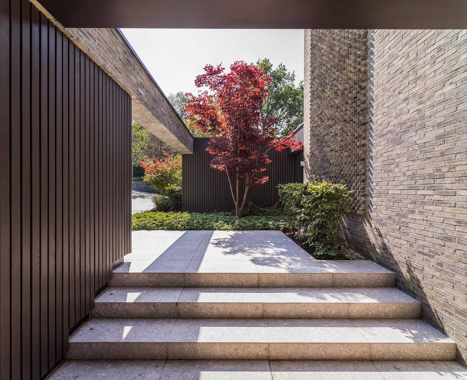 Totteridge House, London - image 7