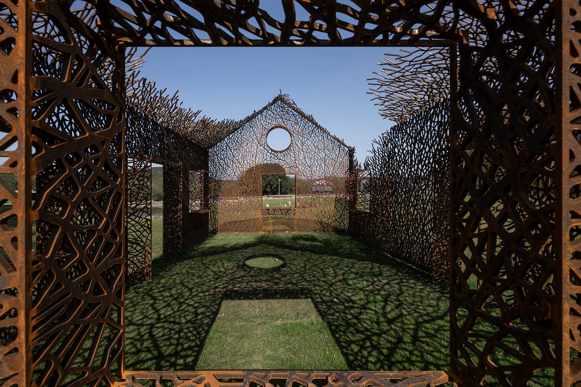 The Vanished House by Hu Quanchun - image 7