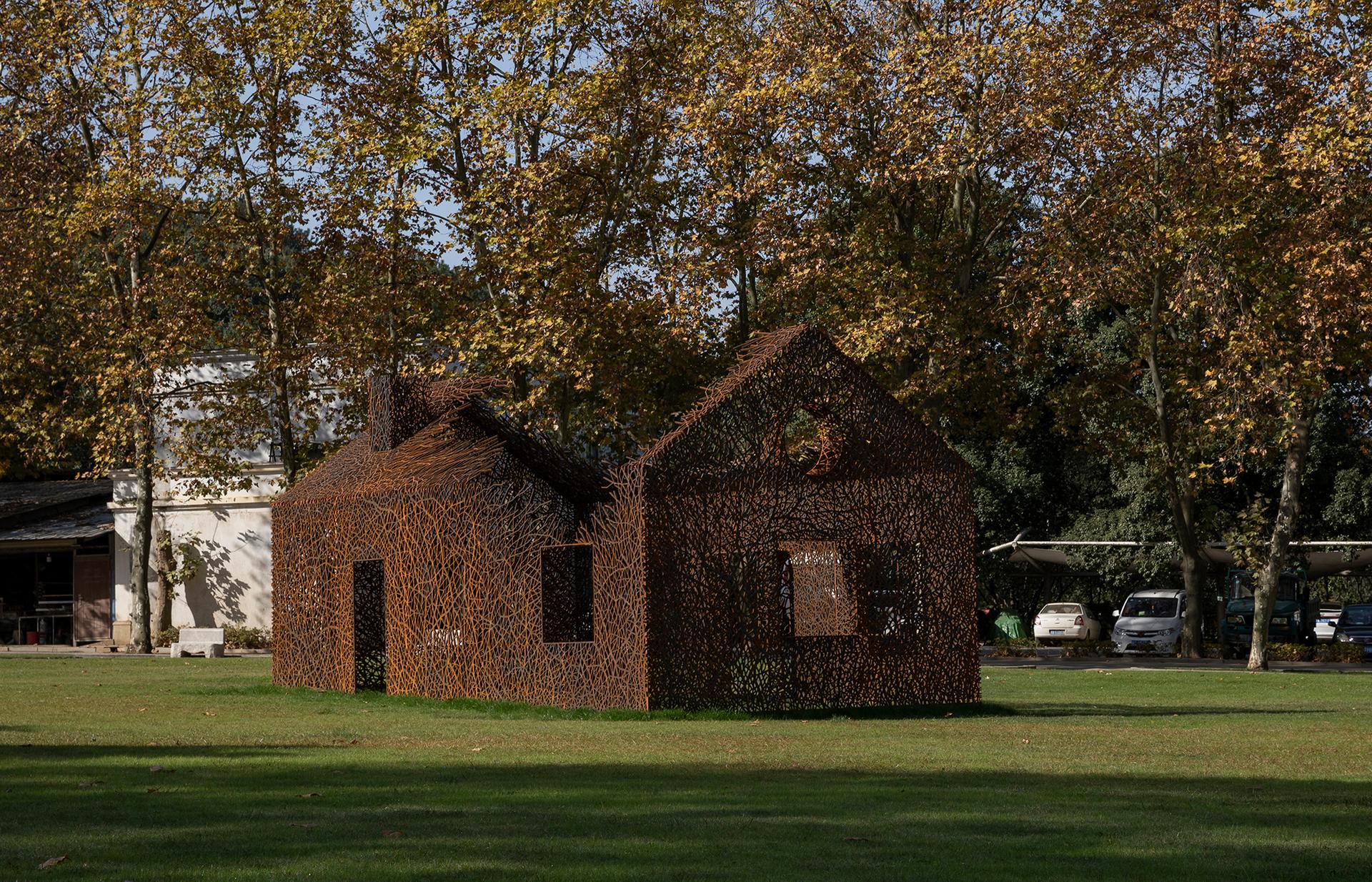 The Vanished House by Hu Quanchun - image 12