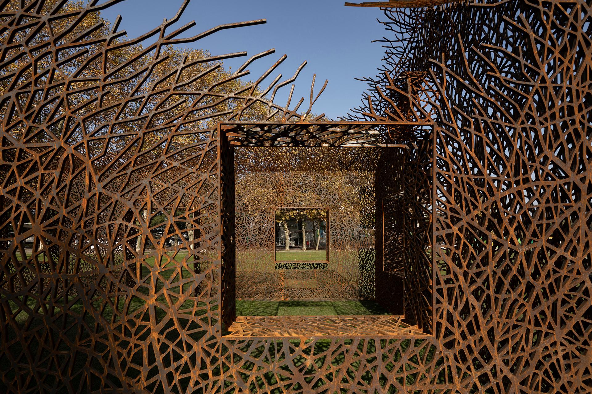 The Vanished House by Hu Quanchun - image 18