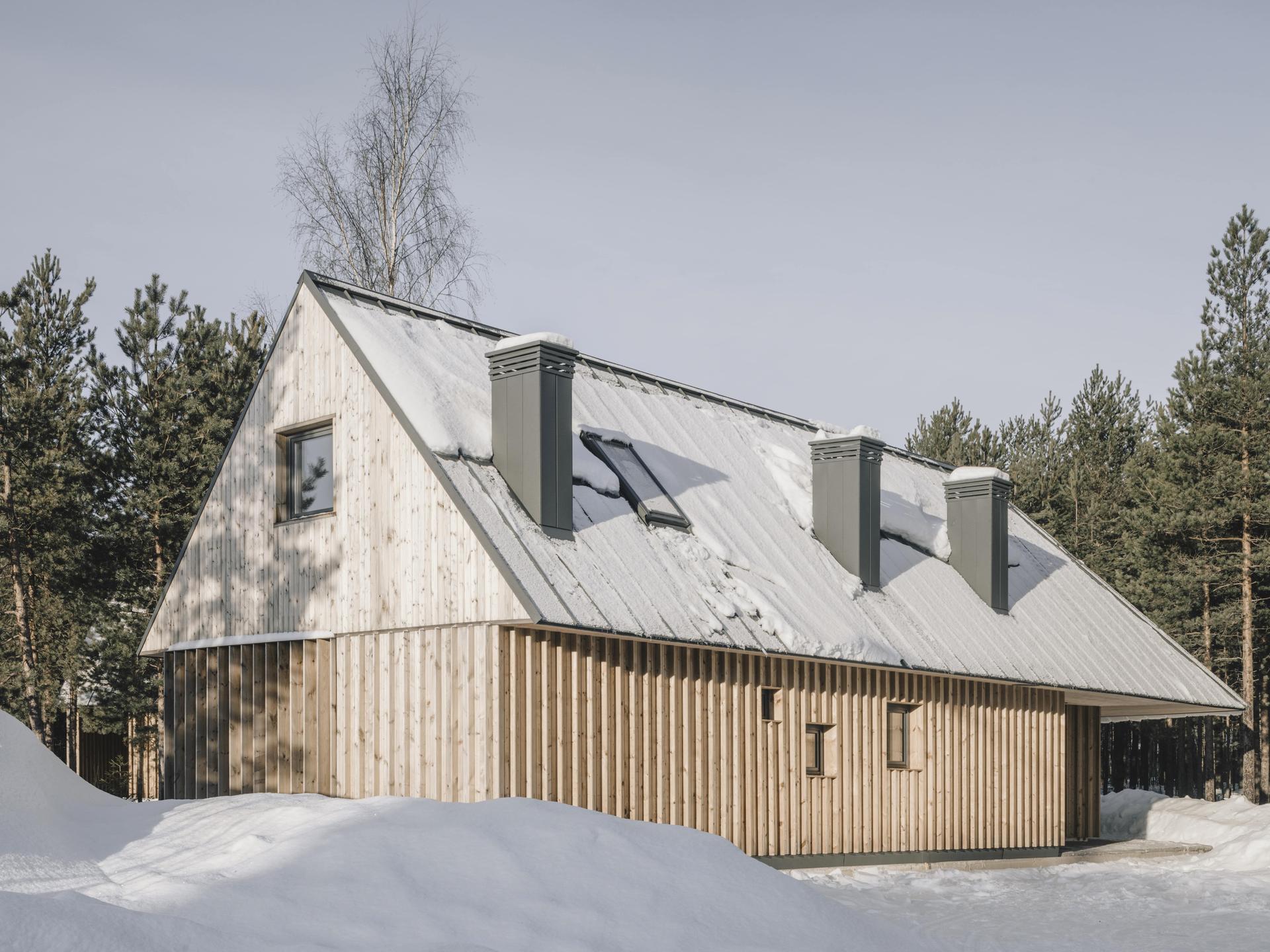 Bracket House - image 4