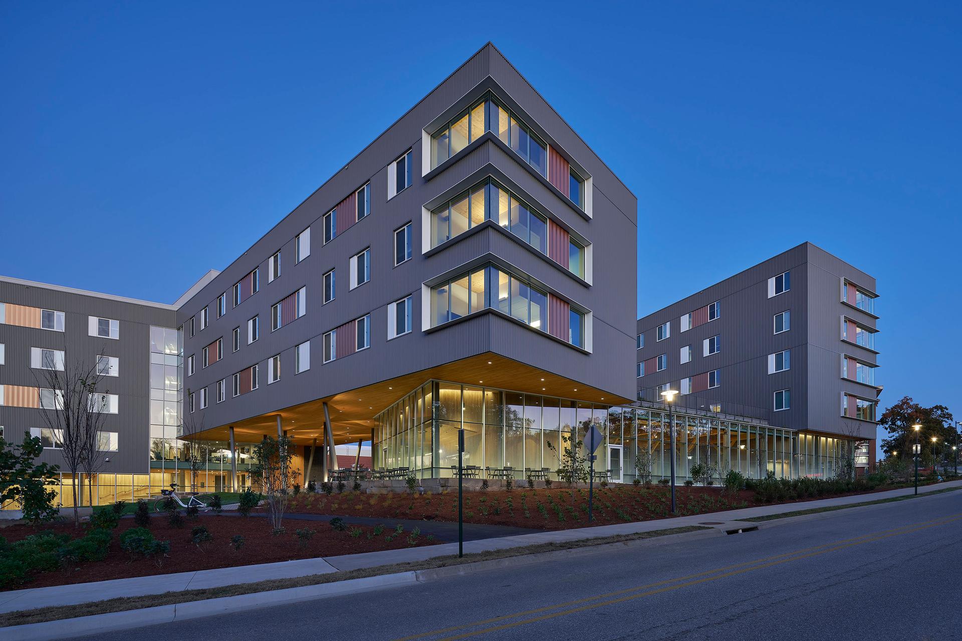 Adohi Hall at University of Arkansas - image 11