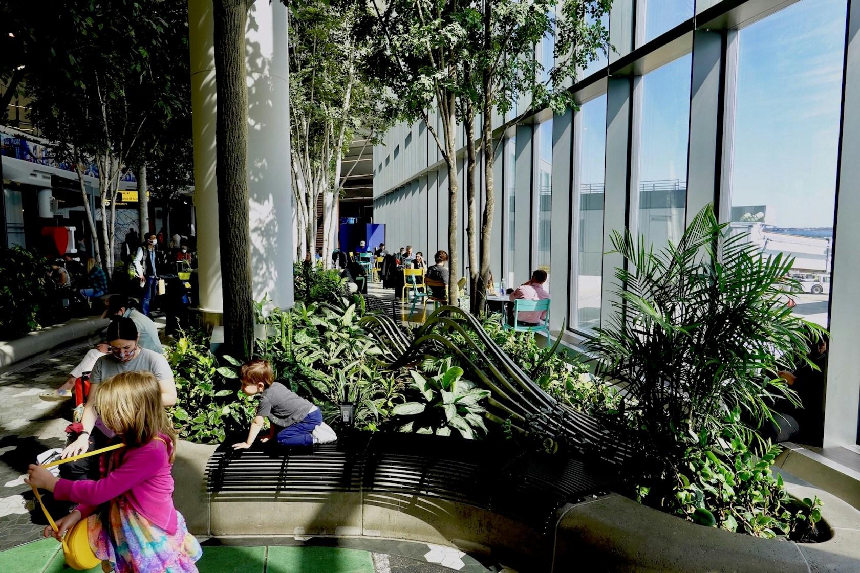 LaGuardia Airport Terminal B Concourse Parks - image 11