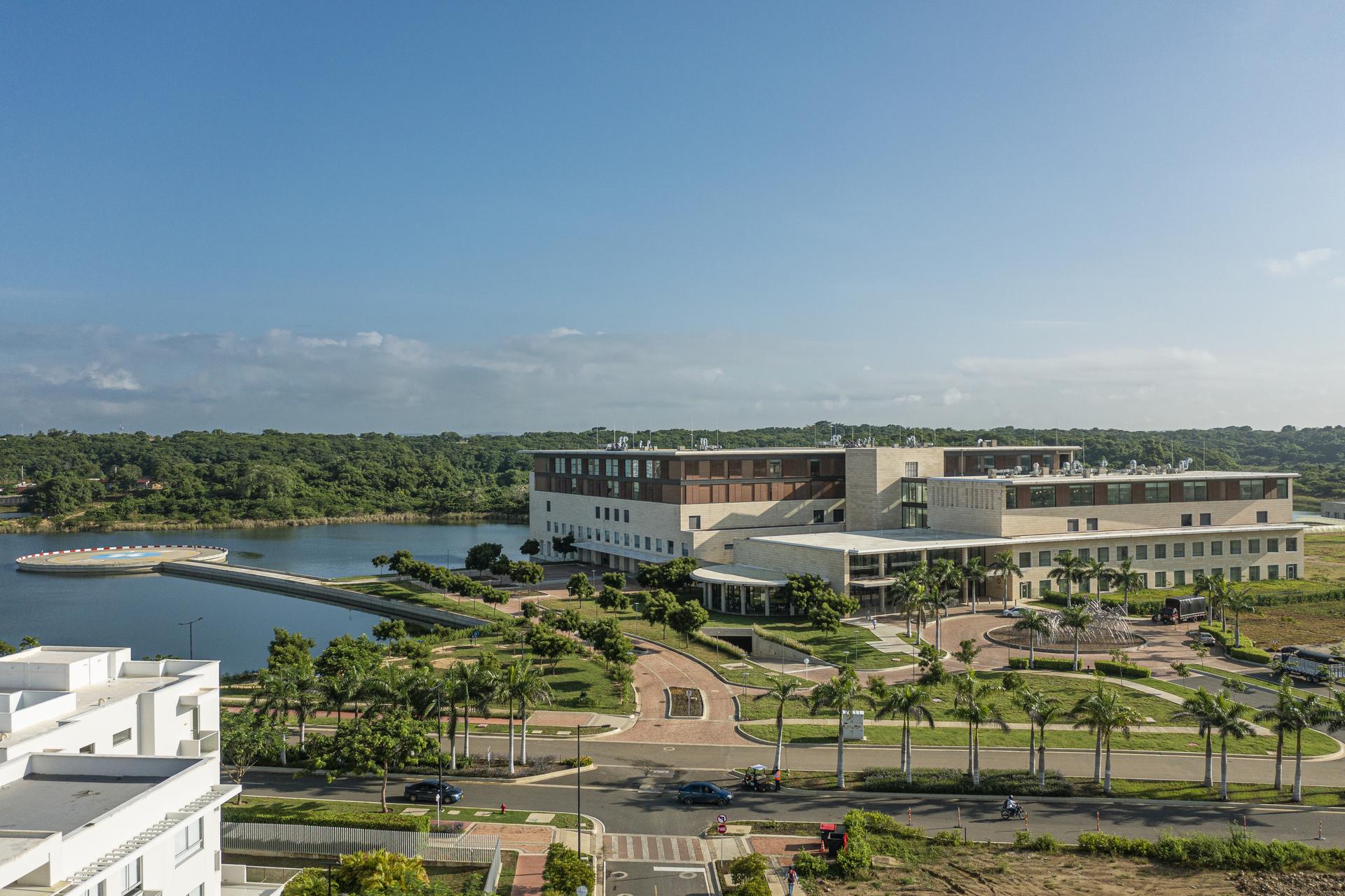 Serena Del Mar Hospital - image 2