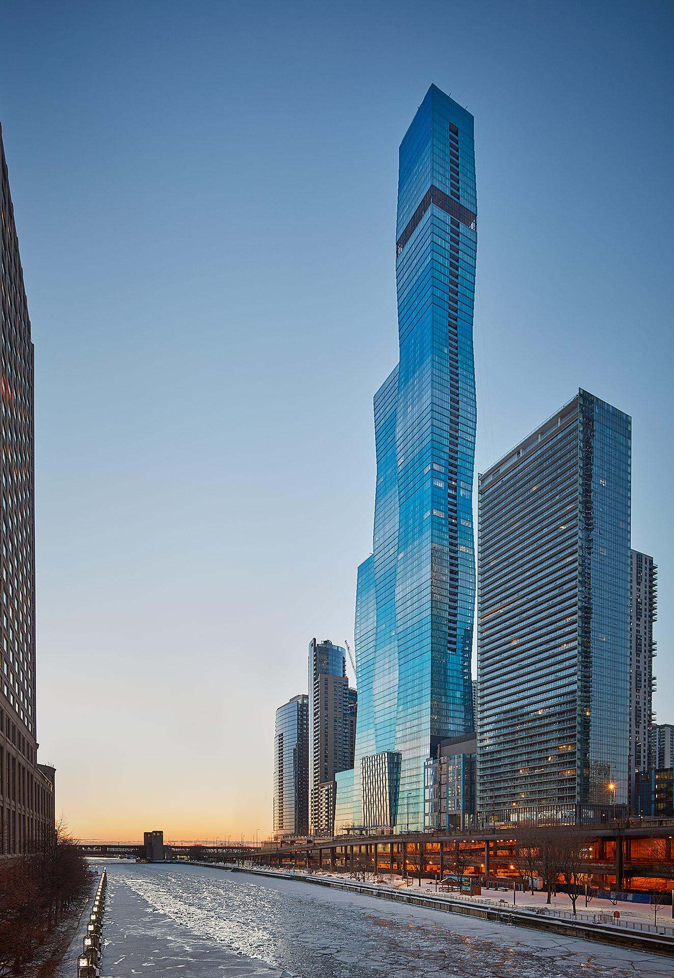 The St. Regis Chicago (Vista Tower) - image 5