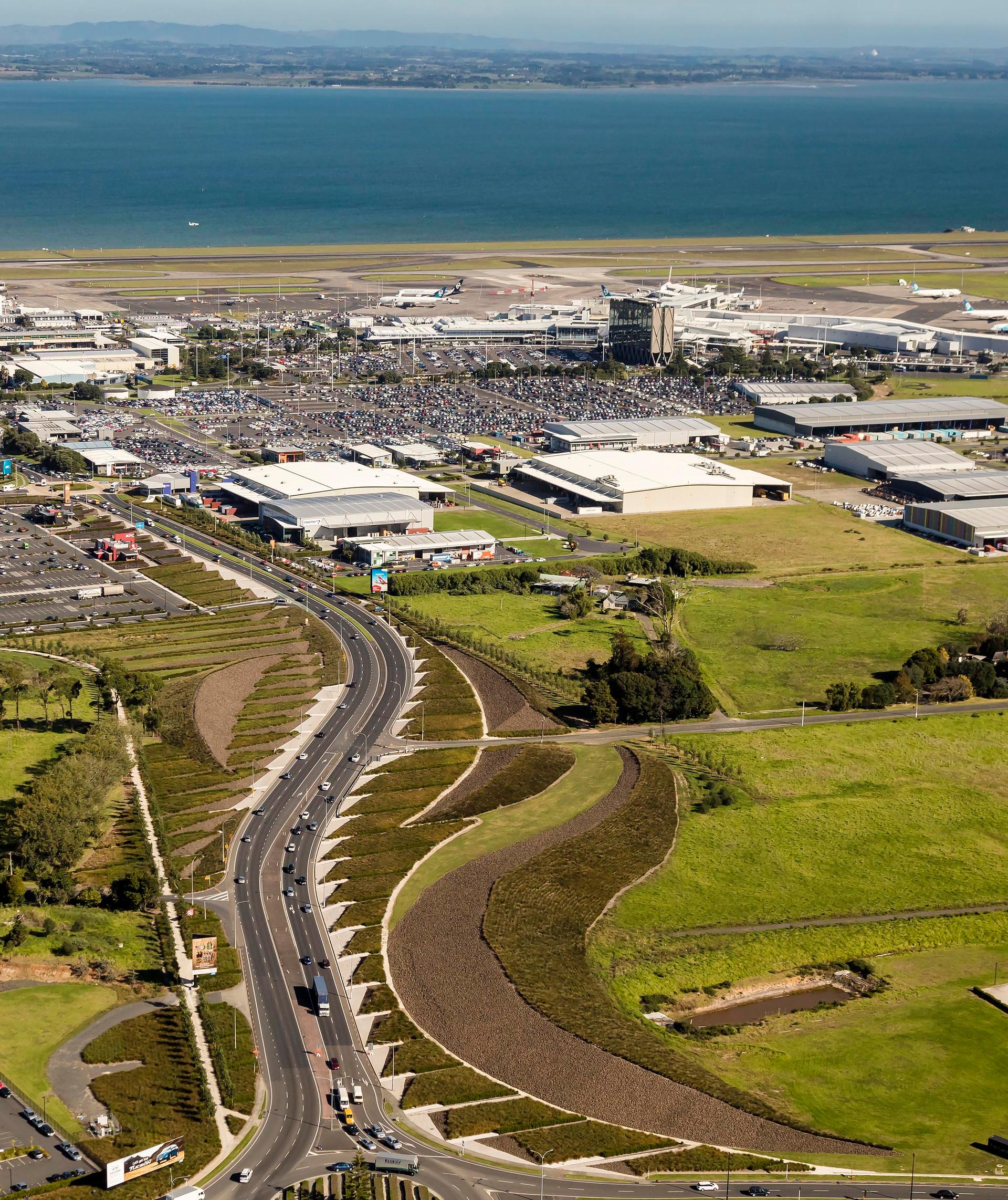 Auckland International Airport - First Flight - image 5