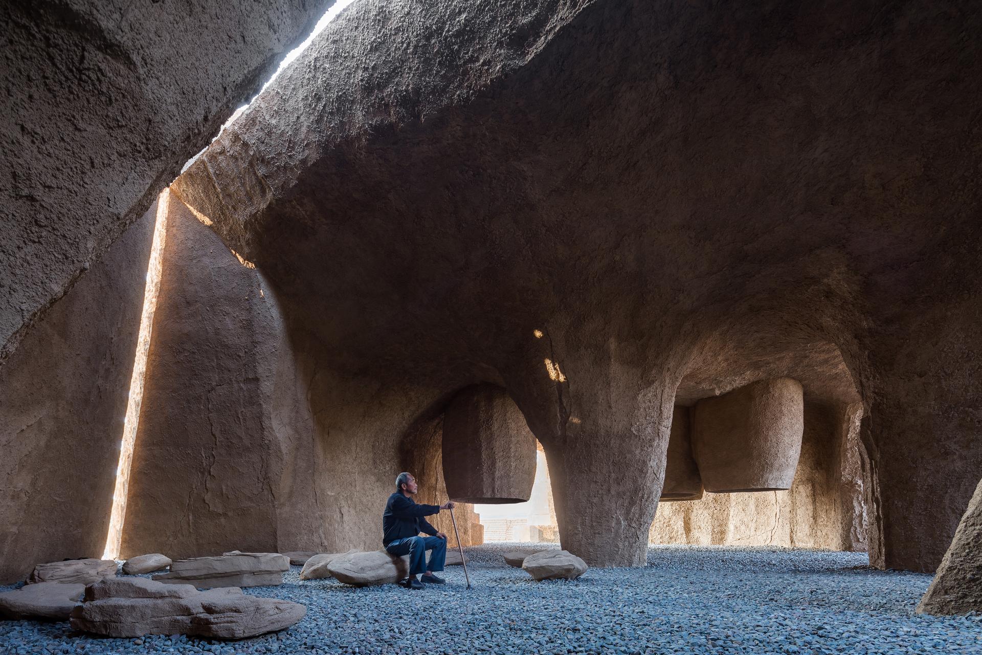 Xihoudu Relics Ceremonial Flame Park - image 9