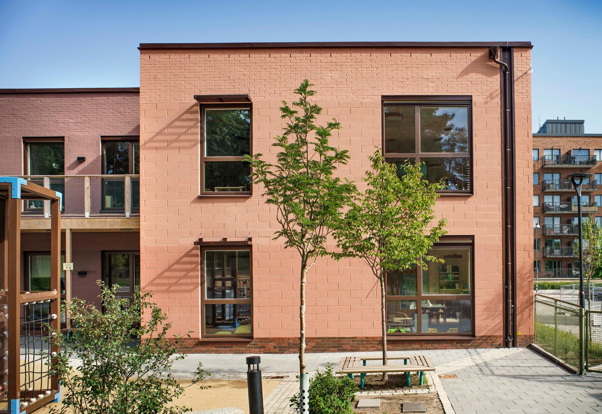 Kvarnkullen Kindergarten - image 5