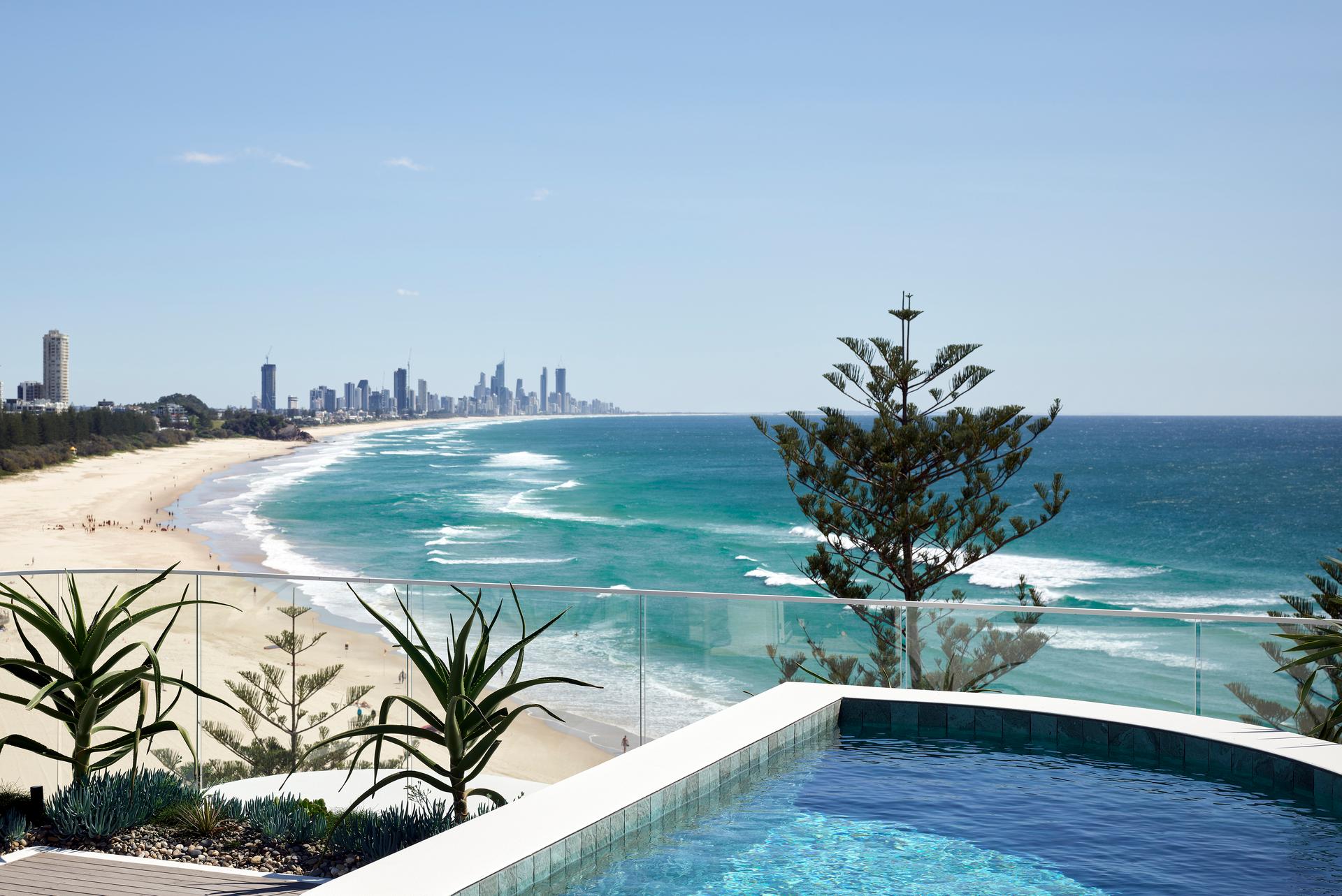 Norfolk, Burleigh Heads - image 6